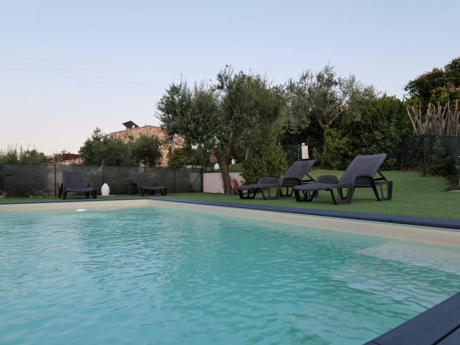 Neuer fabelhafter Trullo mit privatem Pool-Binnen