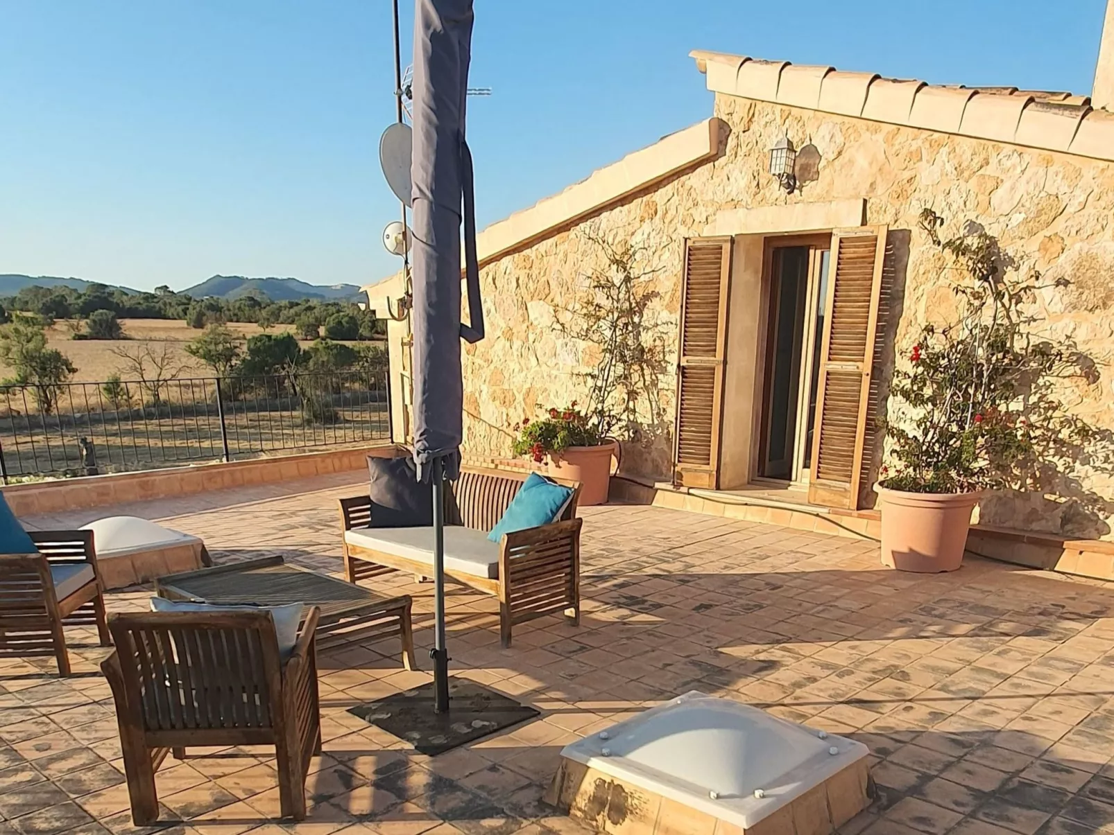 Sohn Fred, Campos-Binnen