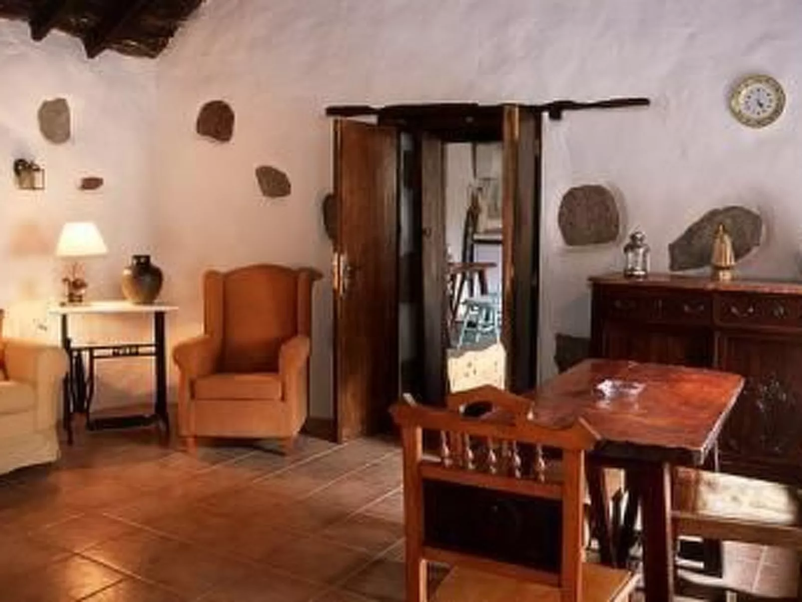 Schönes Ferienhaus mit 2 Wohnungen-Image-tags.info