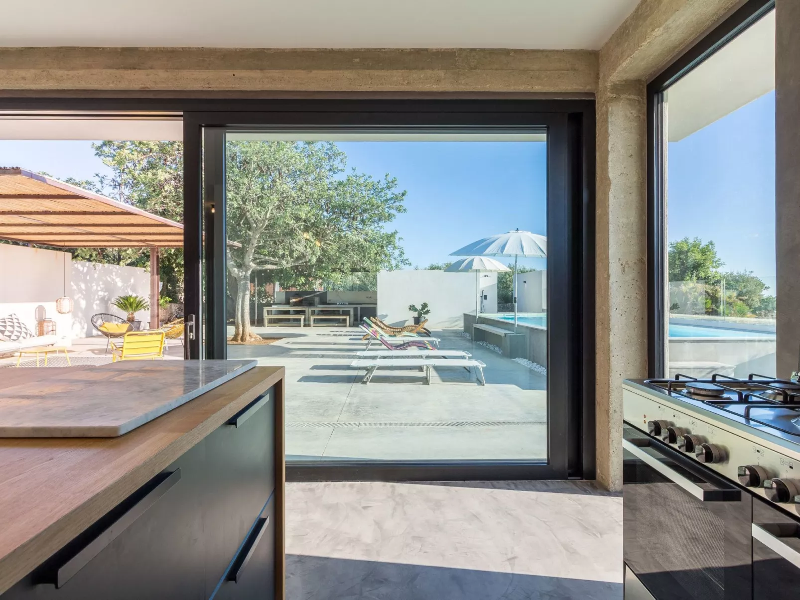 Demetra, moderne Villa mit Pool und Meerblick-Binnen