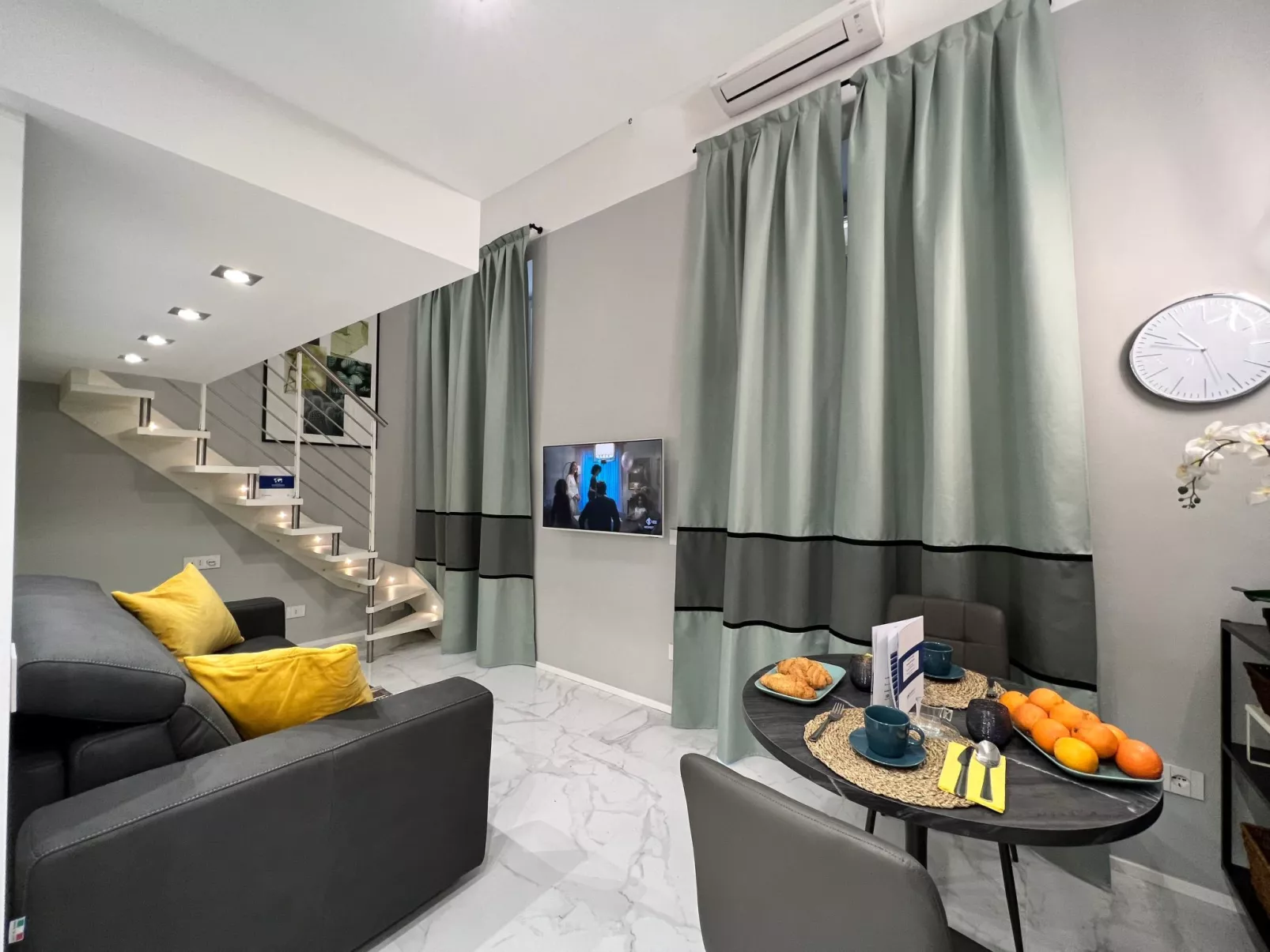 San Martino' Studio mit Terrasse-Binnen