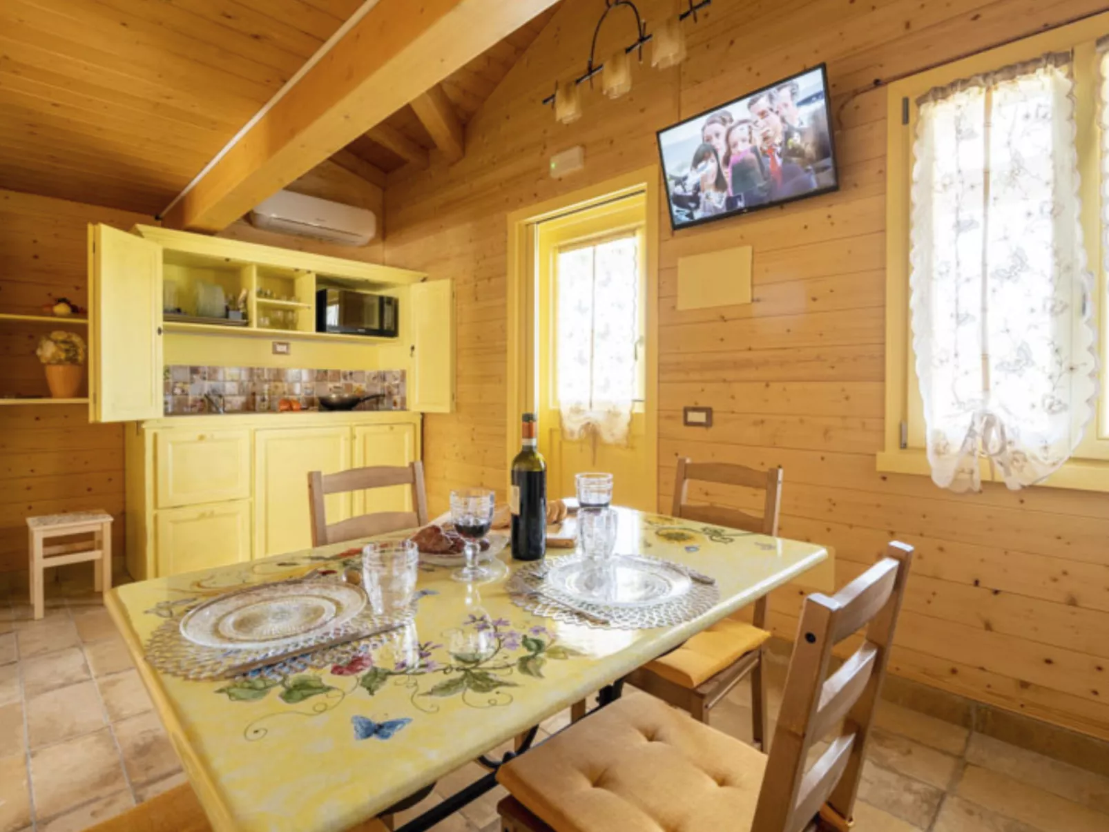 'Messis la gialla'-Binnen