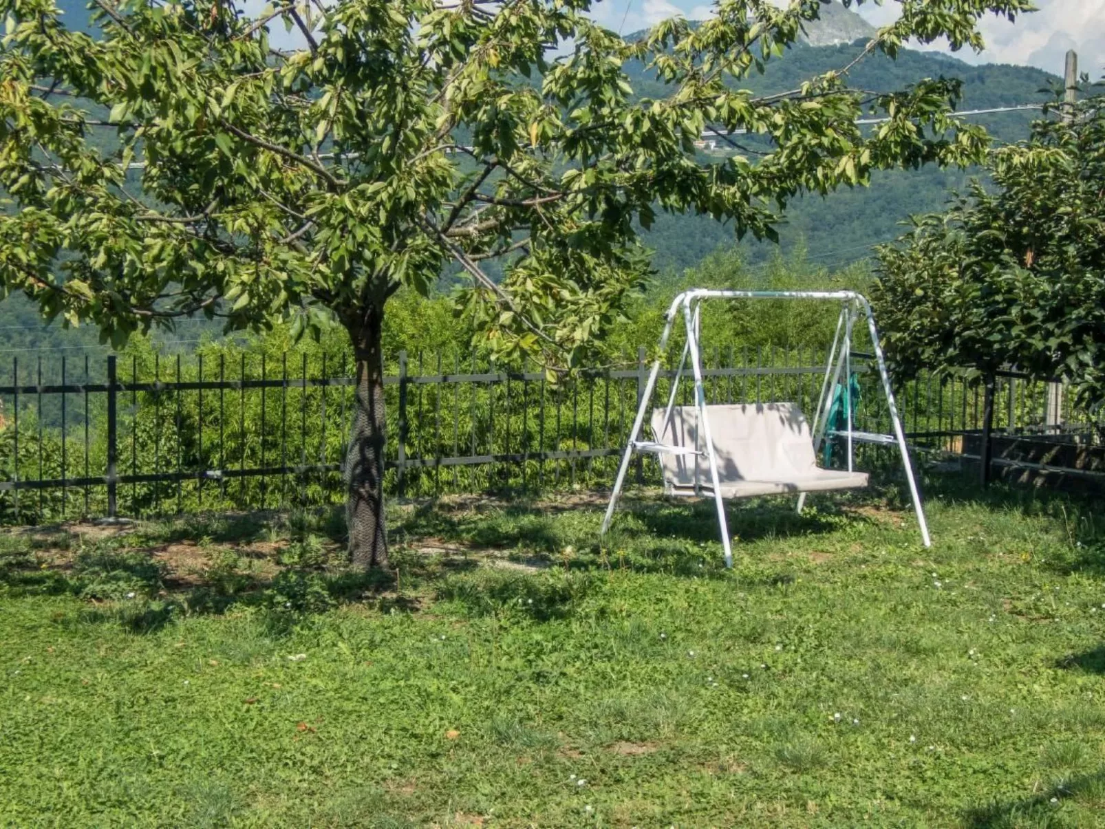 Wohnung in Velva mit Grill, Terrasse und Garten-Buiten