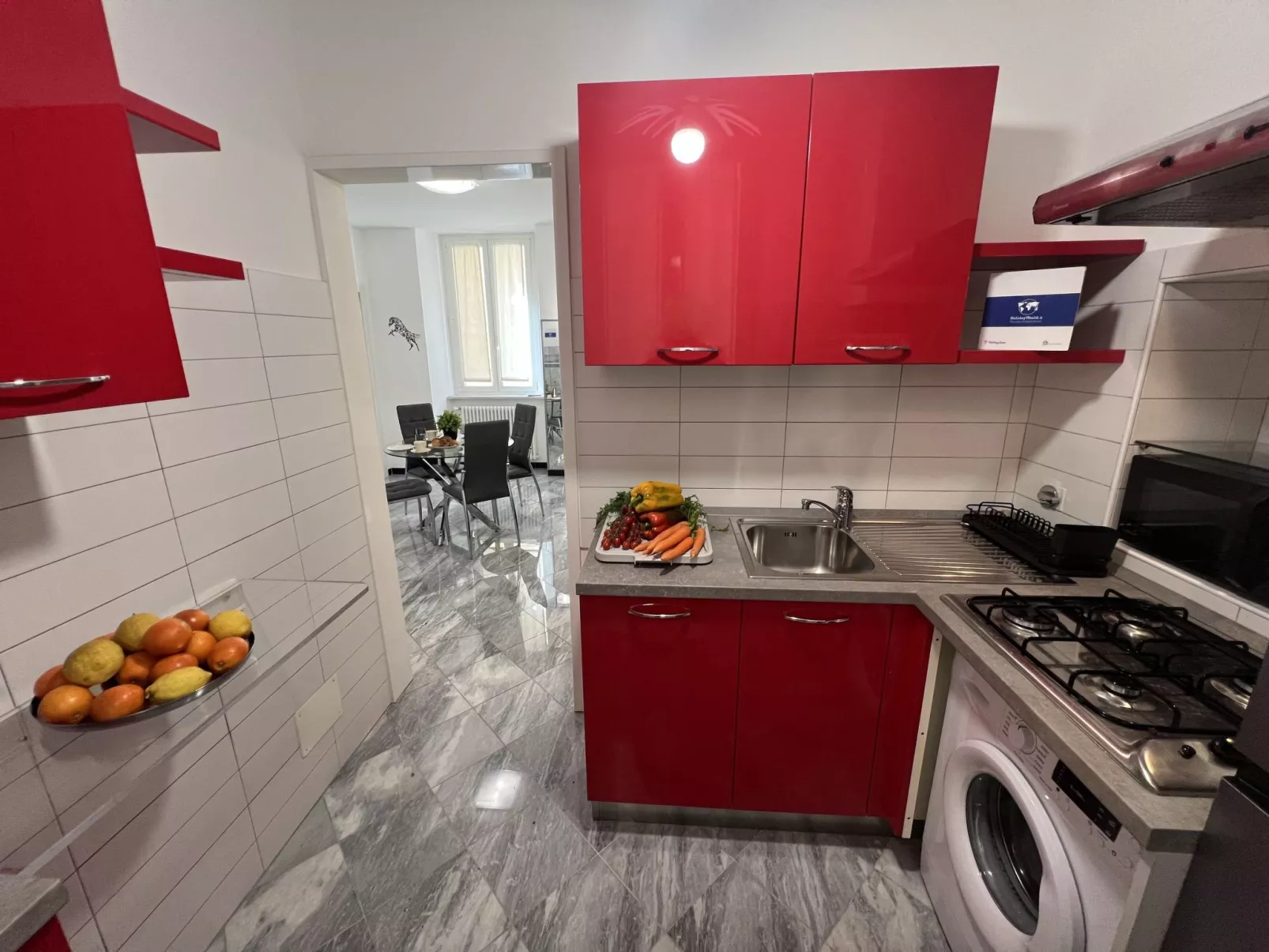 Raineri House by Holiday World-Image-tags.info