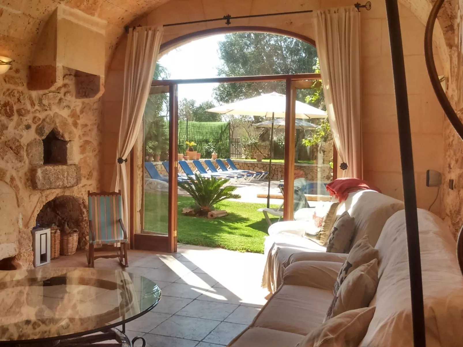 Finca 'Esporrassar' mit Terrasse-Image-tags.info