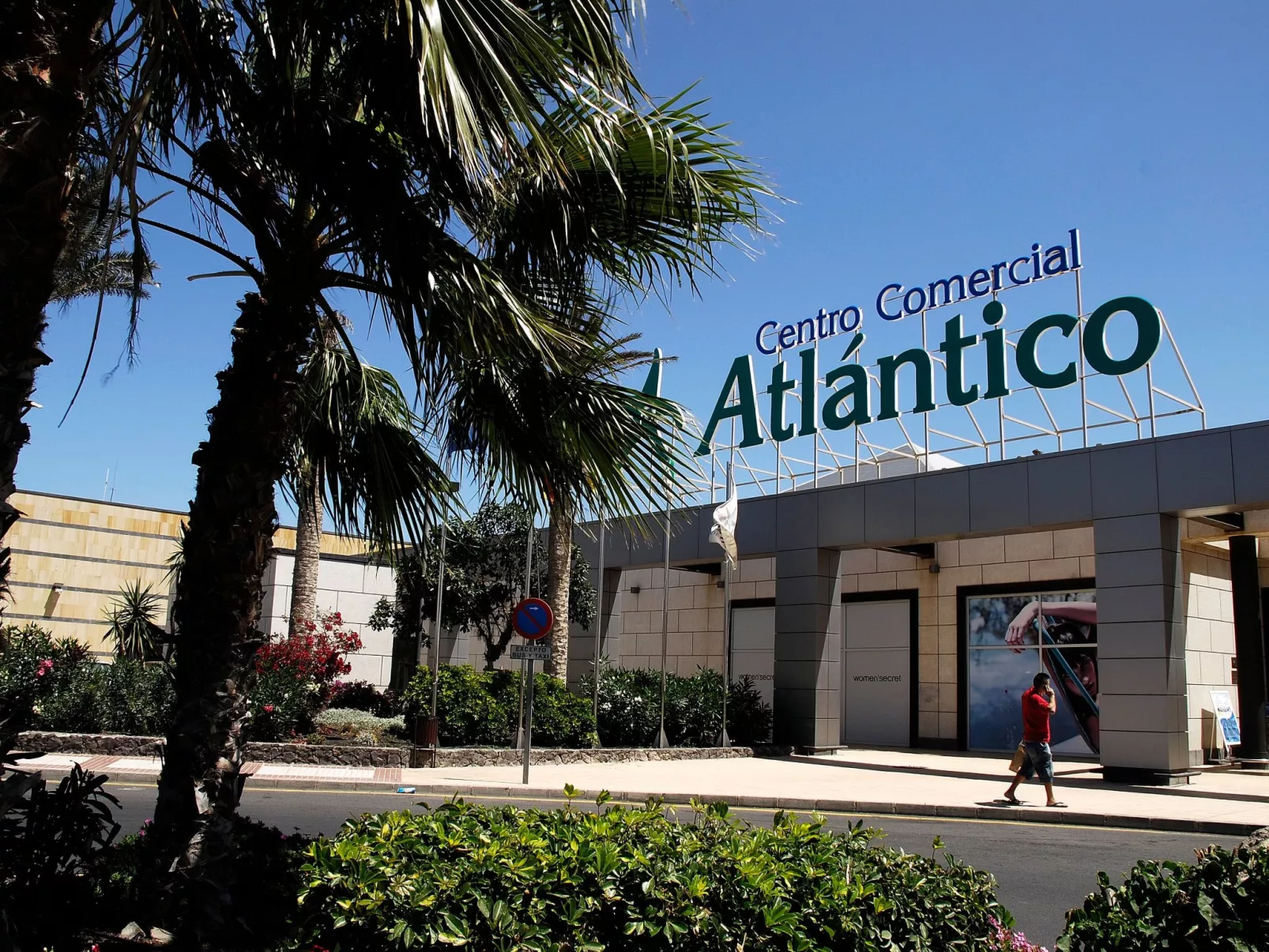 Private Terrasse, Schwimmbad, Parkplatz, Wi-Fi, TvSat-Binnen