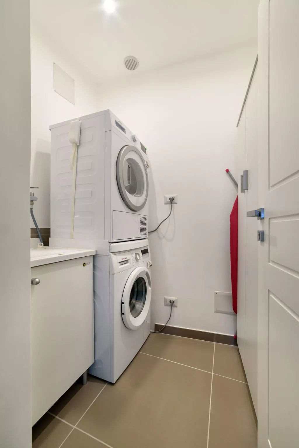 Großes Appartement in Ragusa mit Kleinem Balkon-Image-tags.info