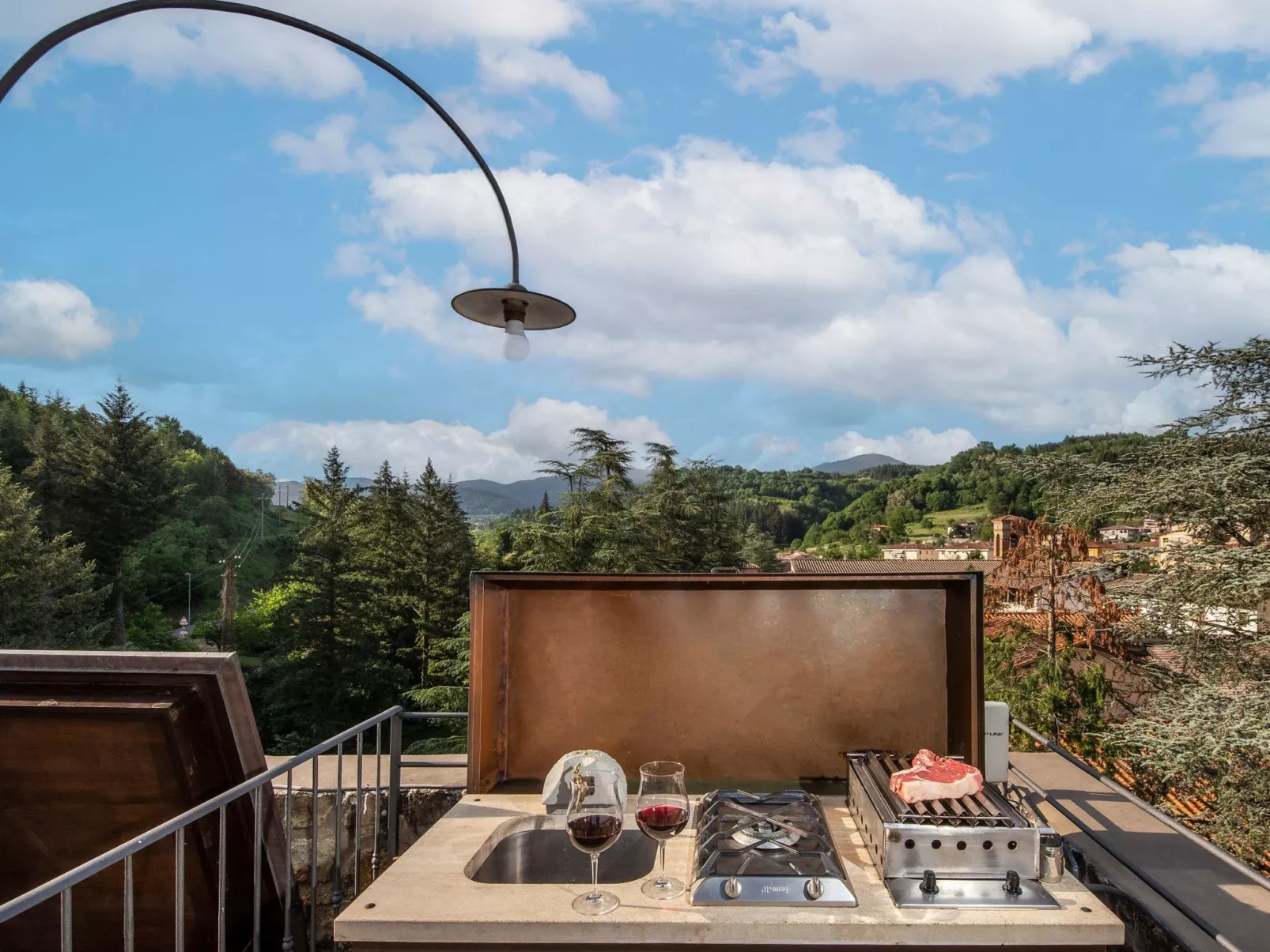 Medieval Tower mit Whirlpool auf der Dachterrasse-Binnen