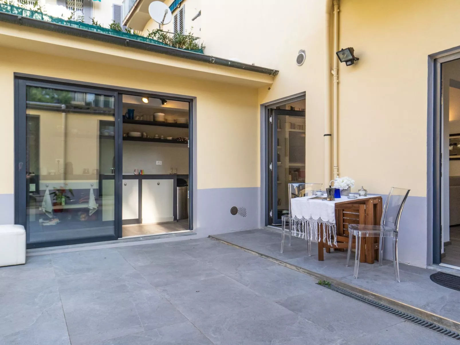 Das Haus des Pianisten-Binnen