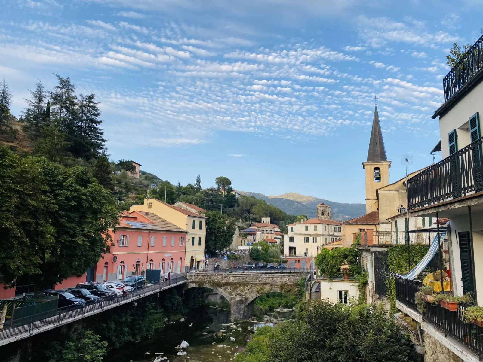 Villa in Borgomaro mit privatem Parkplatz-Omgeving