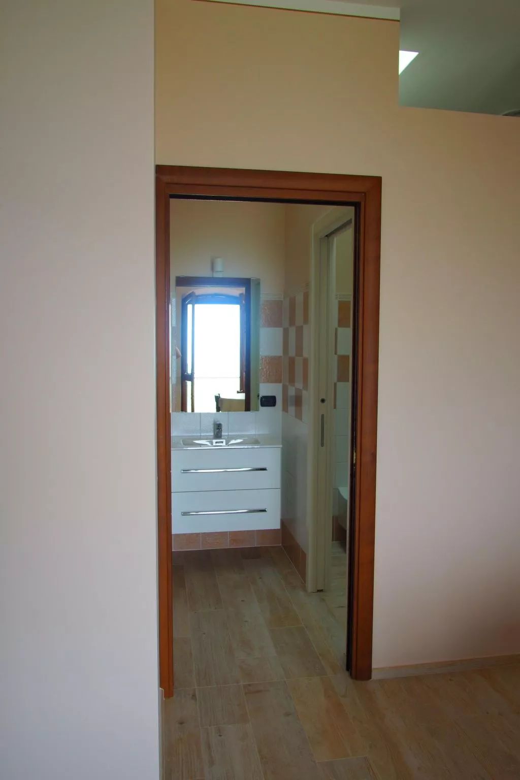 Wohnung in Verduno mit Garten-Binnen