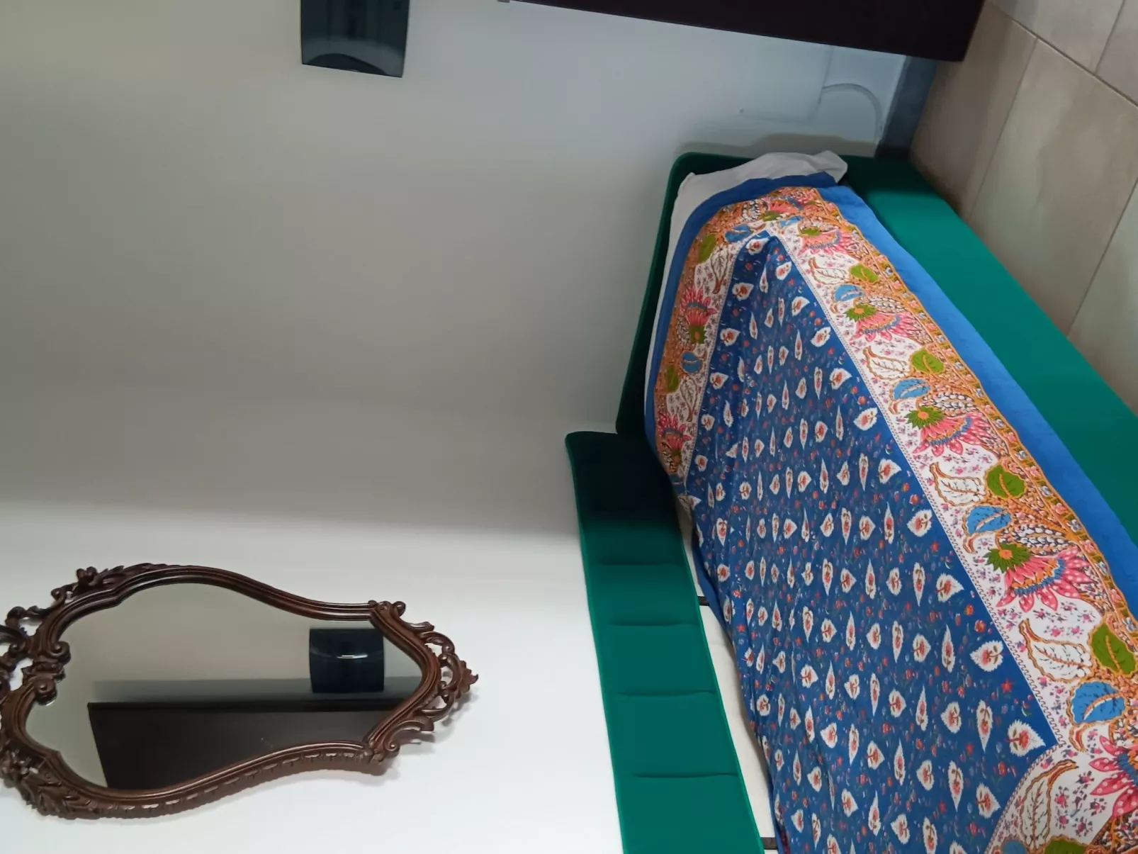 In Verduno mit Gemeinschaftspool-Binnen