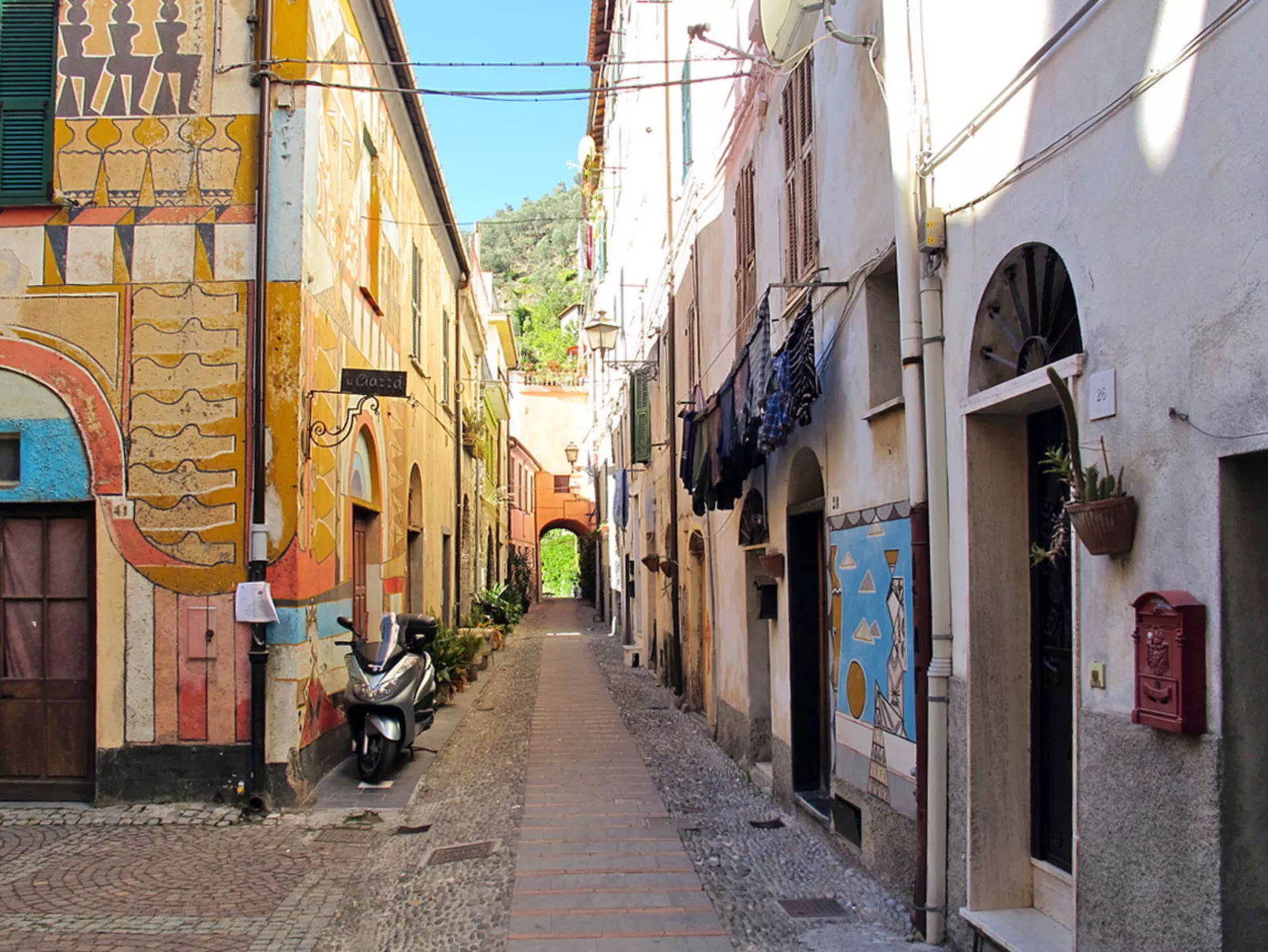 Komfortable Ferienwohnung in Cervo mit Garten-Omgeving