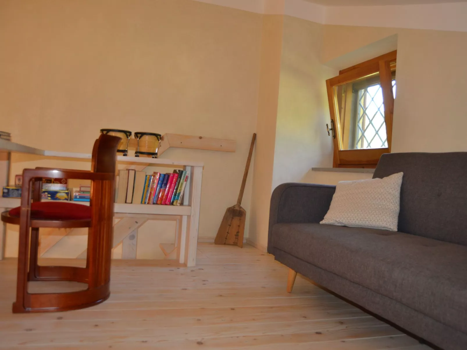 Freistehendes Haus mit Garten zur alleinigen Nutzung-Binnen