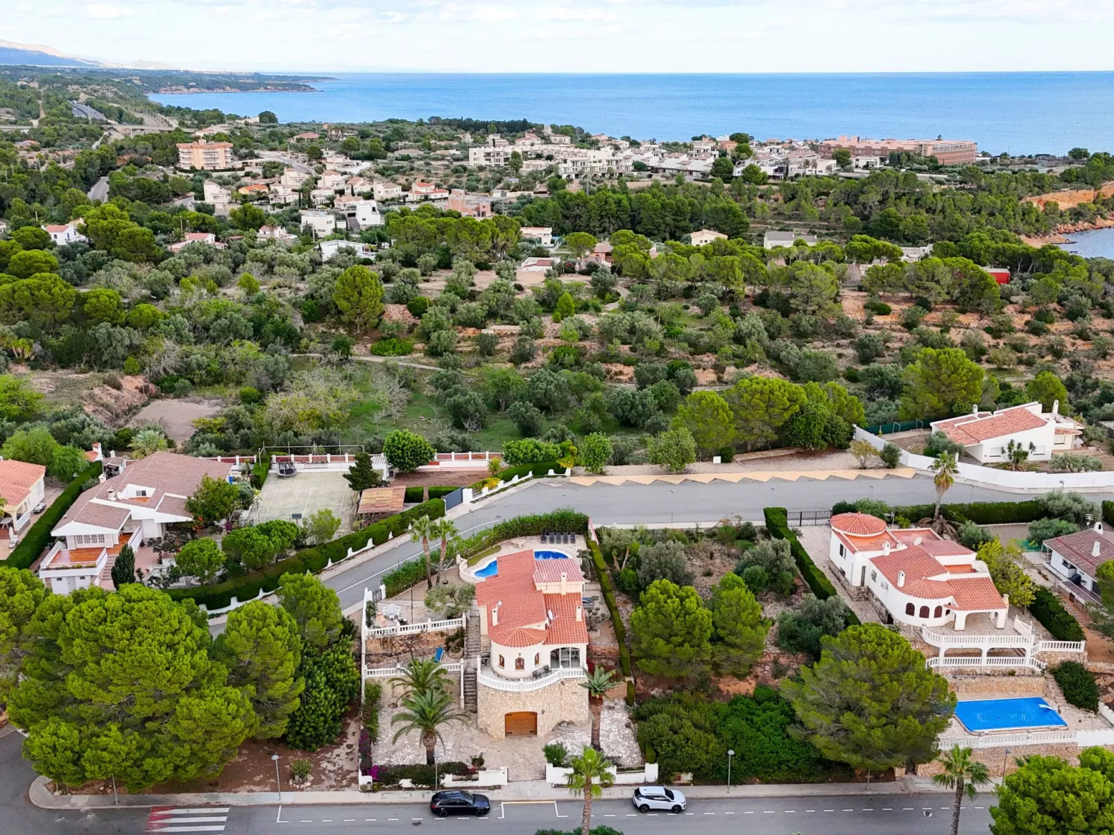 Imposante Ferienvilla mit großem Pool-Binnen