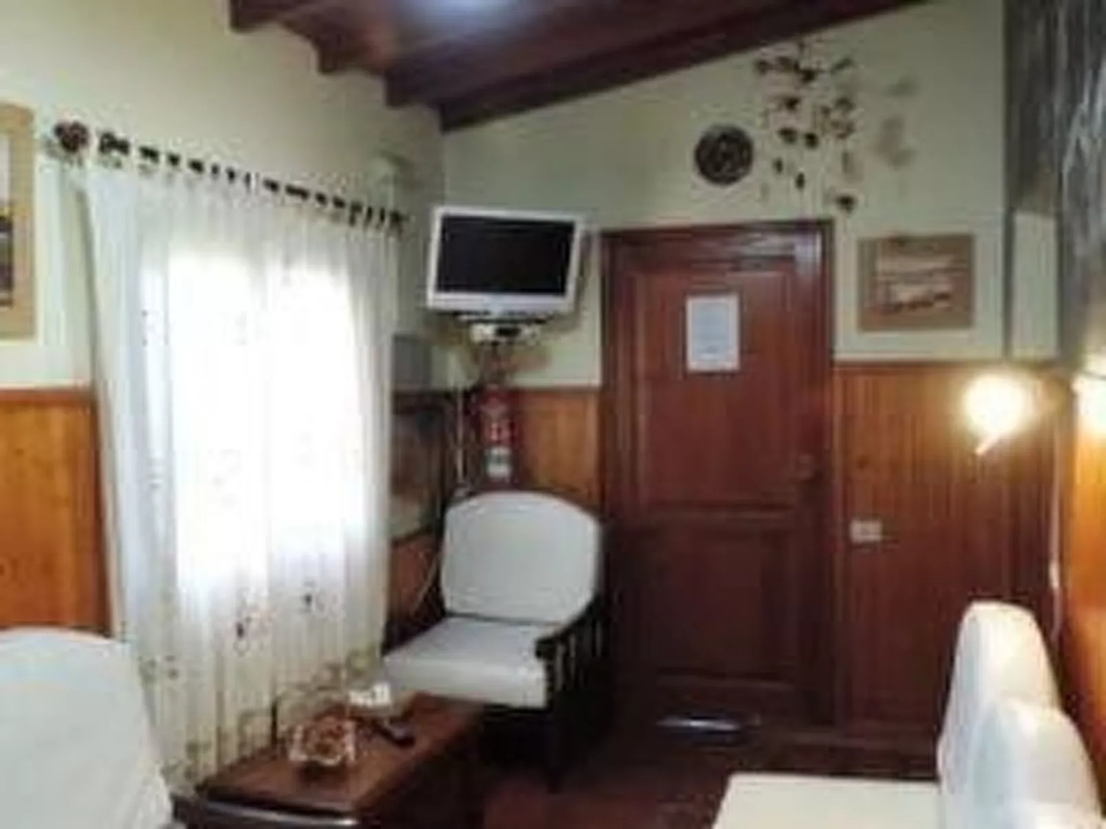 Ländliches Haus mit herrlichem Blick auf das Meer und das Tal.-Image-tags.info