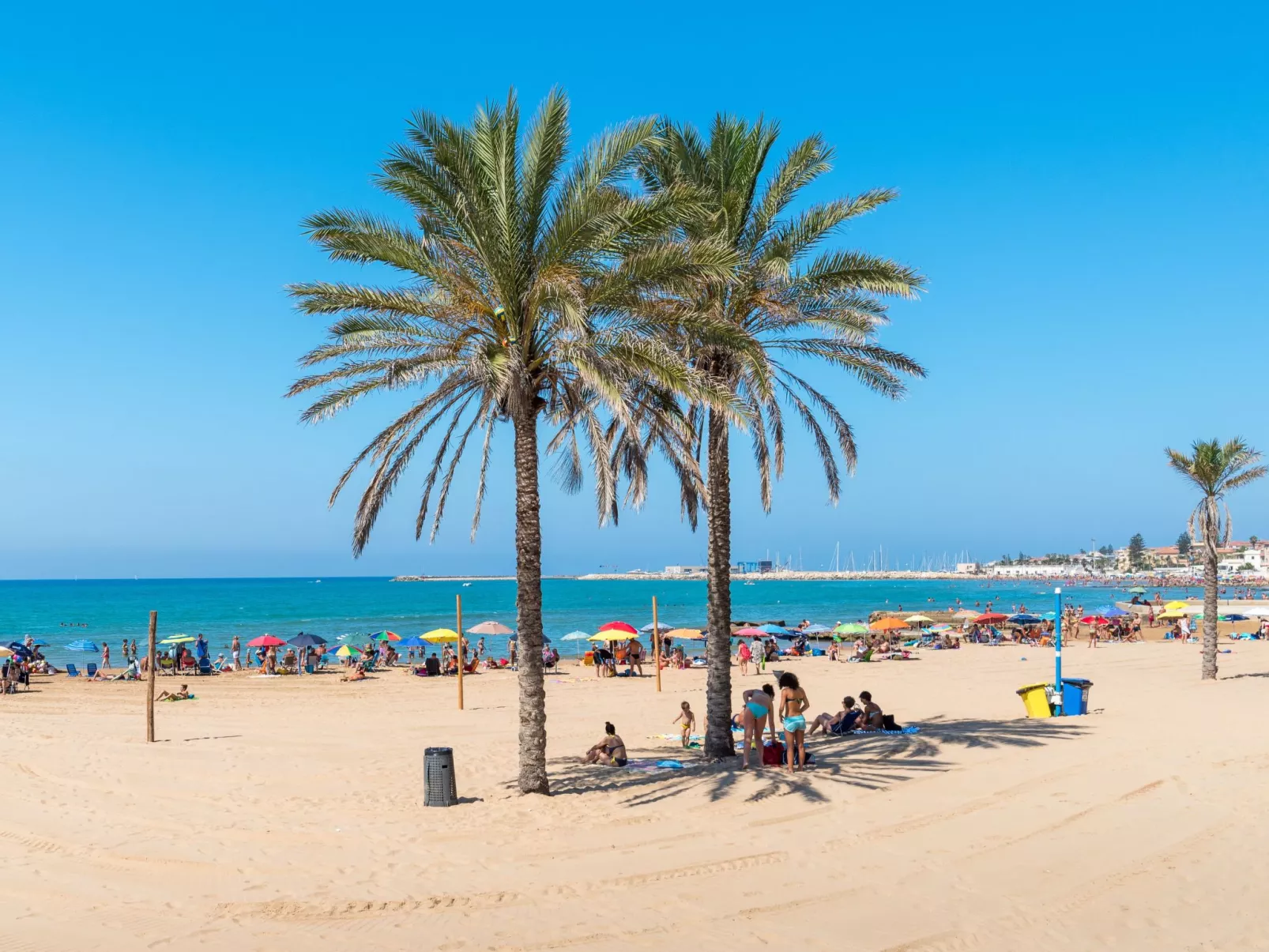 Talete, im Zentrum 40 m vom Strand entfernt-Binnen