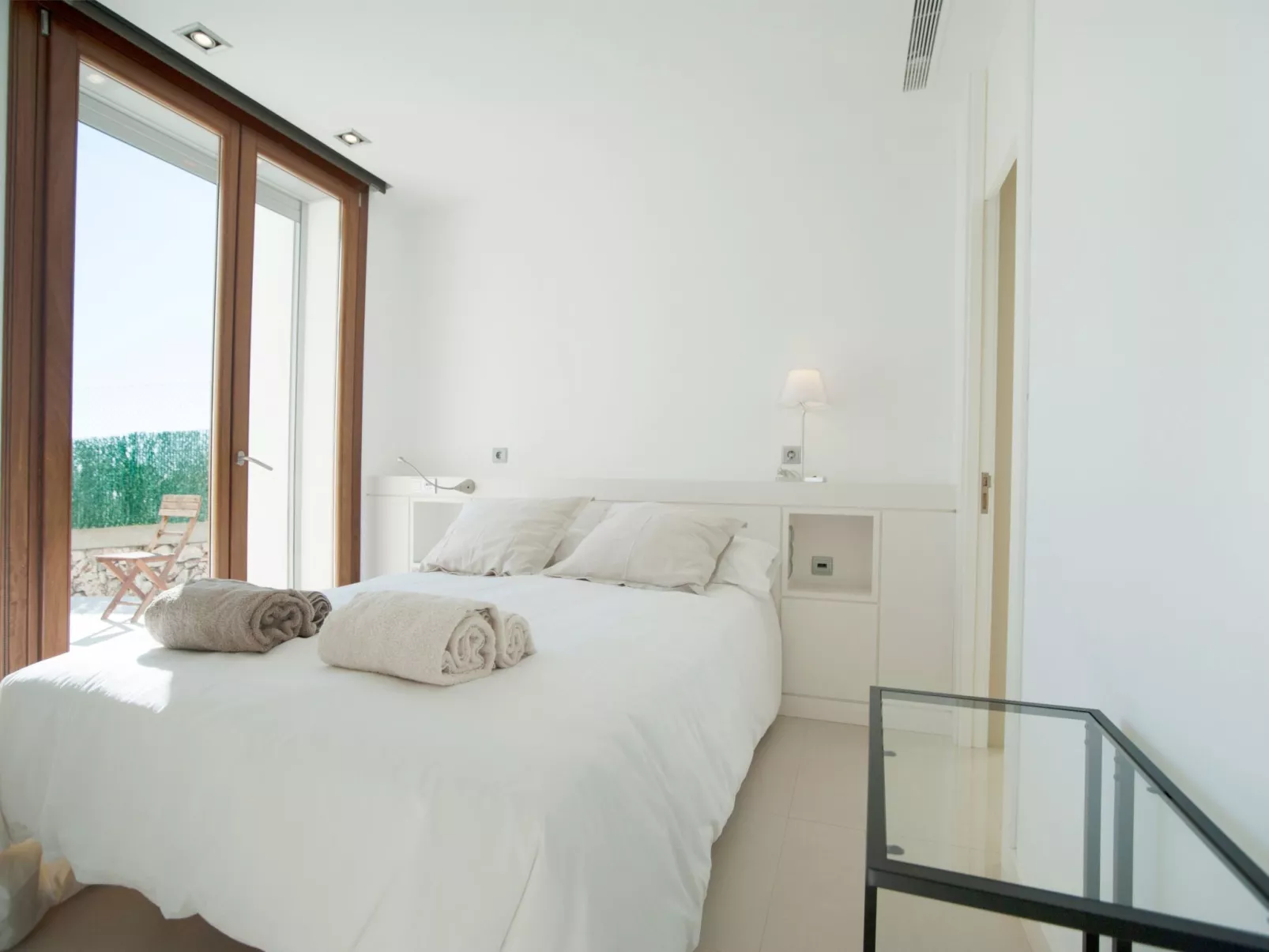 Majestätische Villa mit 5 Schlafzimmern und Pool direkt am Meer-Binnen