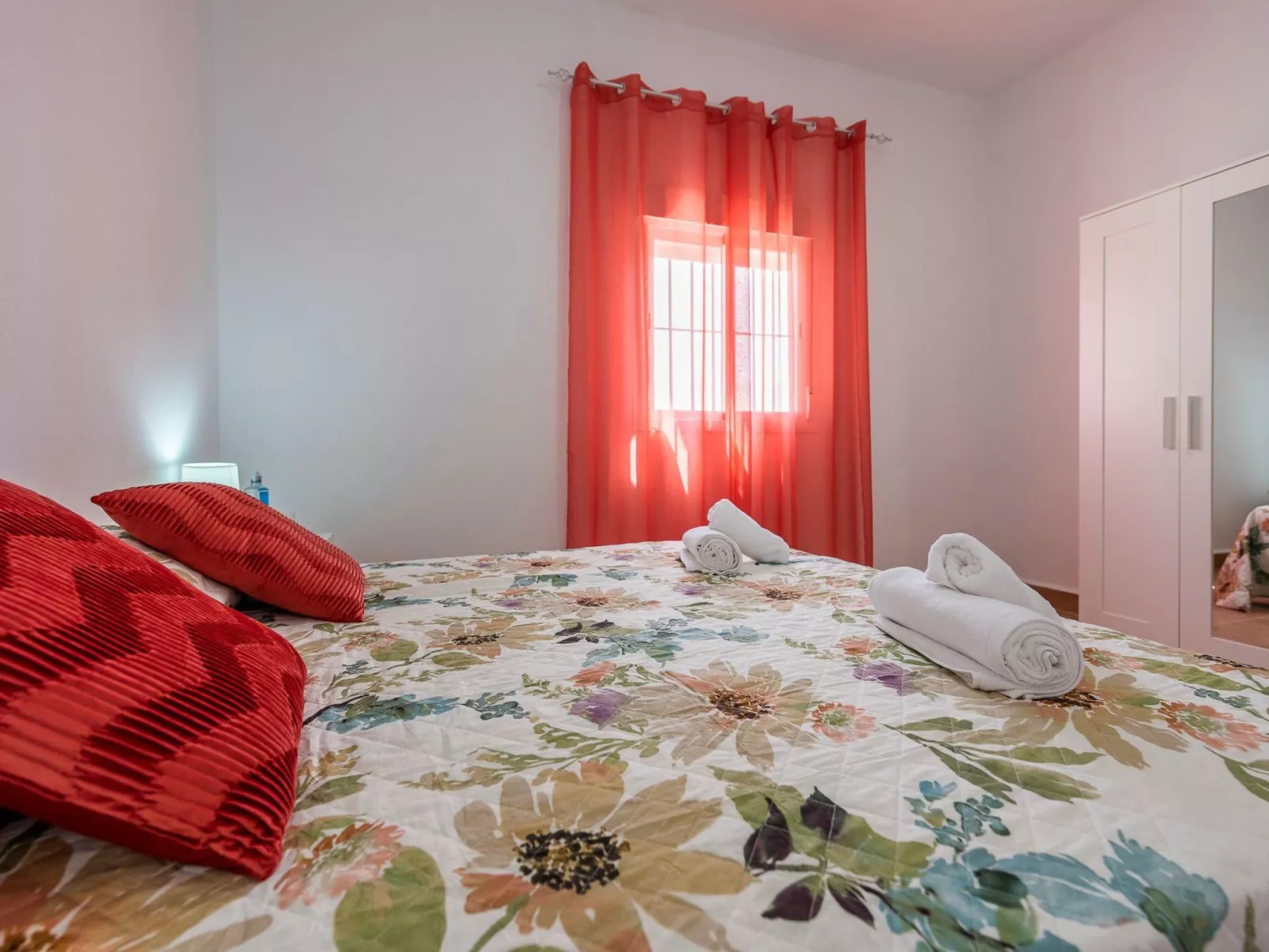 Casa Rural Lola - Lantejuela-Image-tags.info