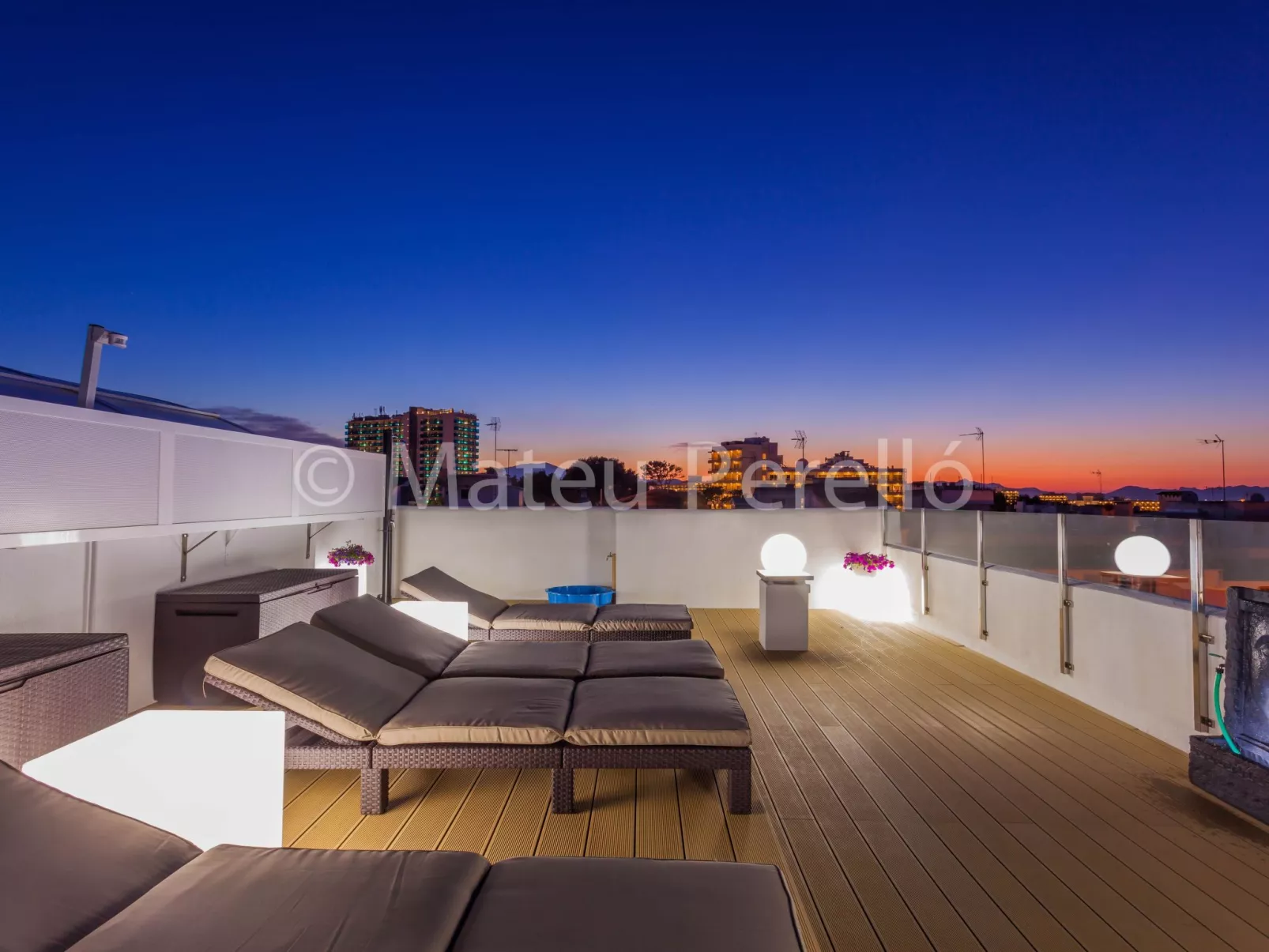 OB5-Wohnung mit 2 Doppelzimmern und Balkon-Binnen