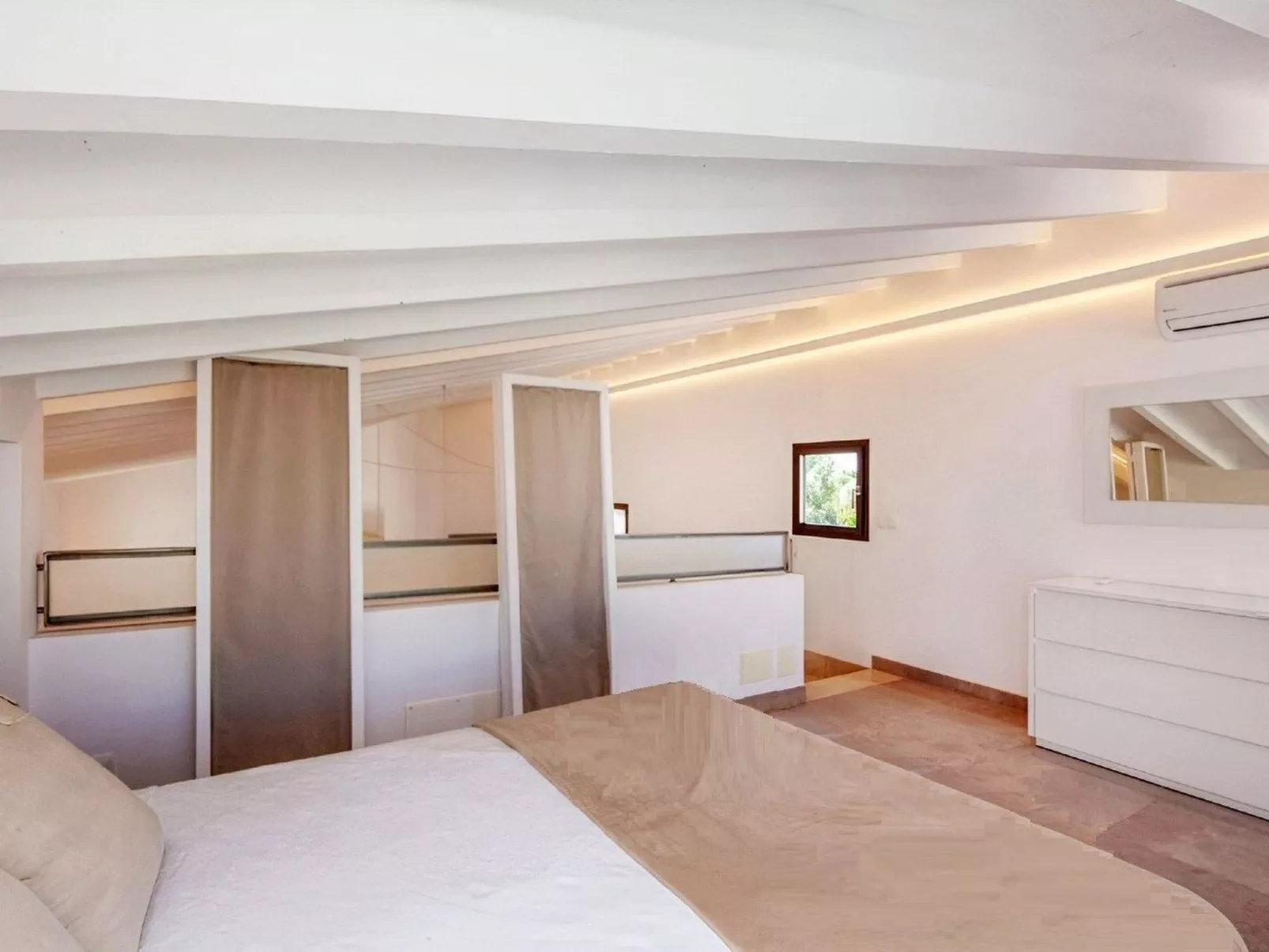 Modernes Haus in Meeresnähe-Image-tags.info