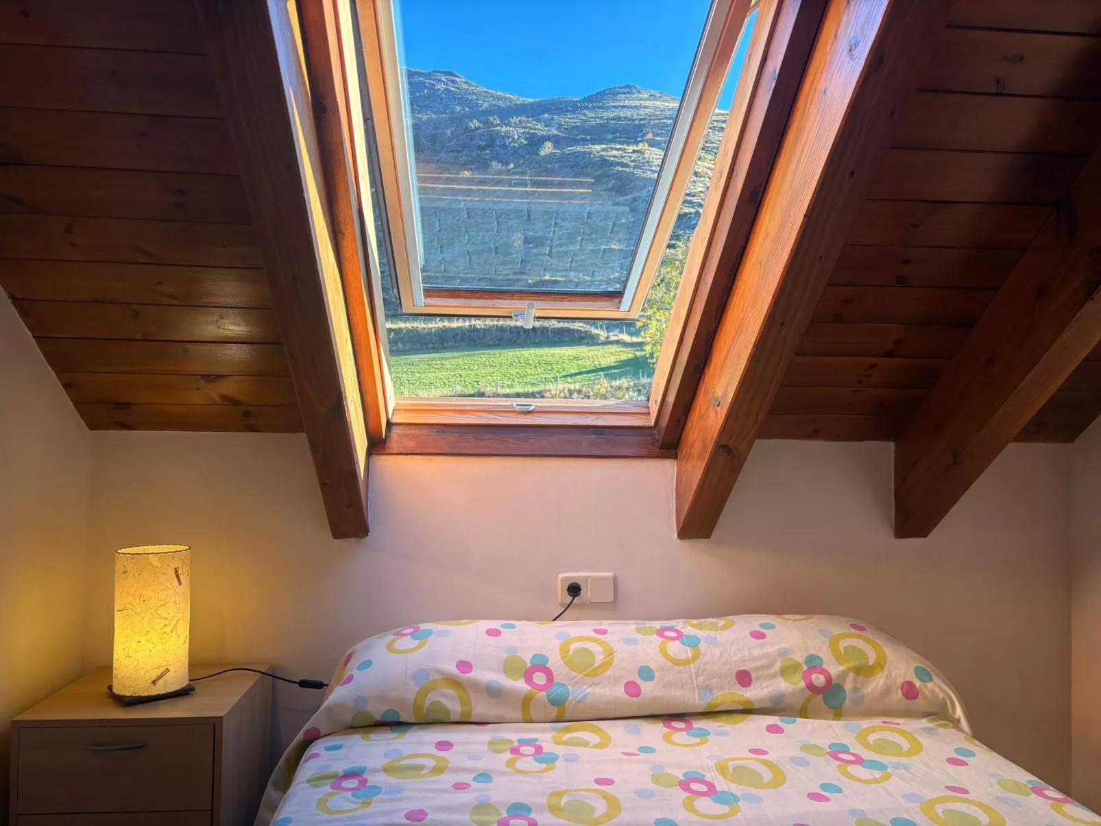 Dachgeschosswohnung mit Velux erta 3 Vall de Boí-Binnen