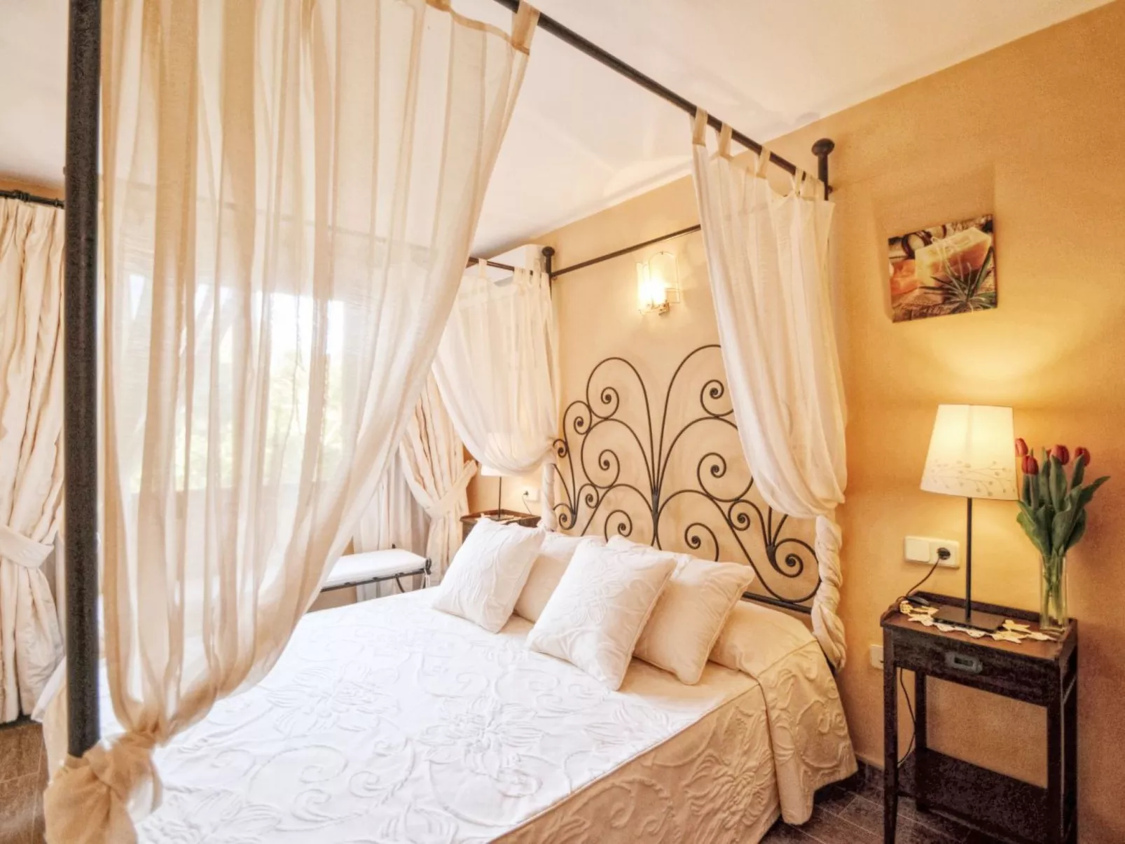 Schöne Villa mit Pool und Garten-Image-tags.info