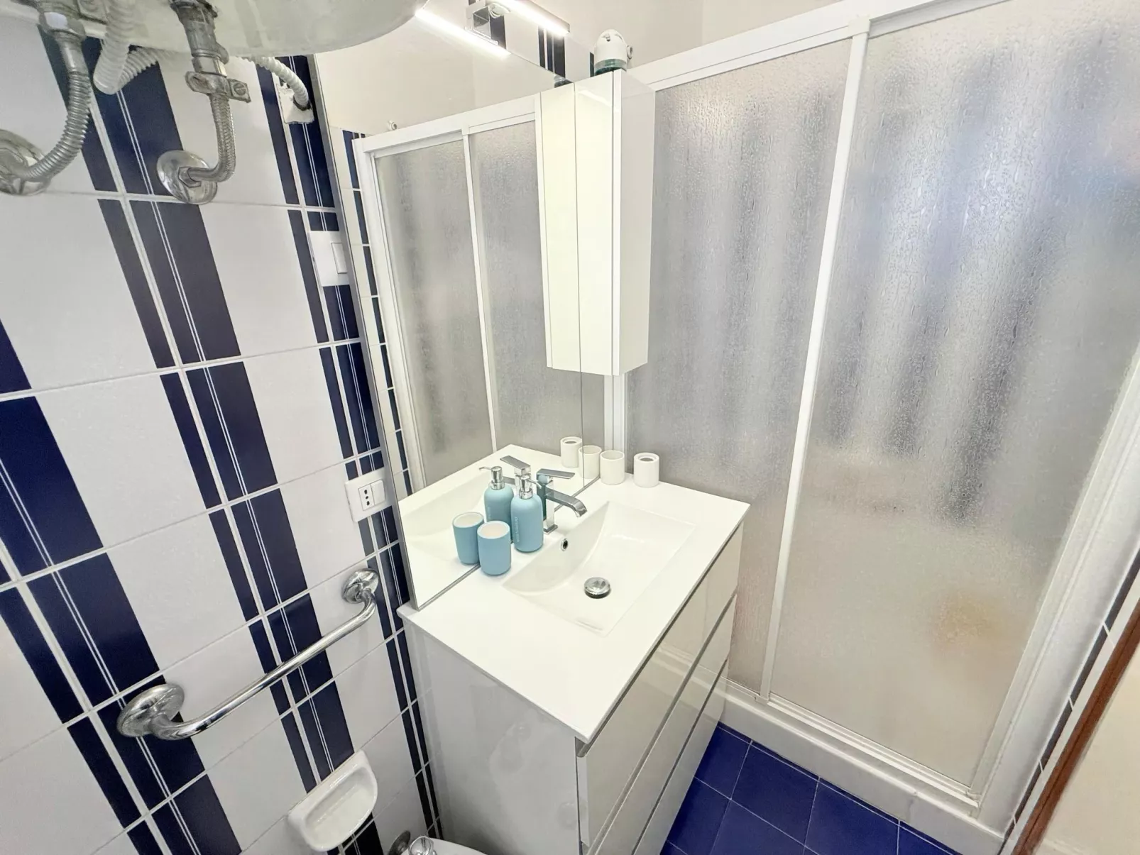 Hübsches Studio-Apartment 250 m vom Meer entfernt, direkt im Zentrum-Binnen