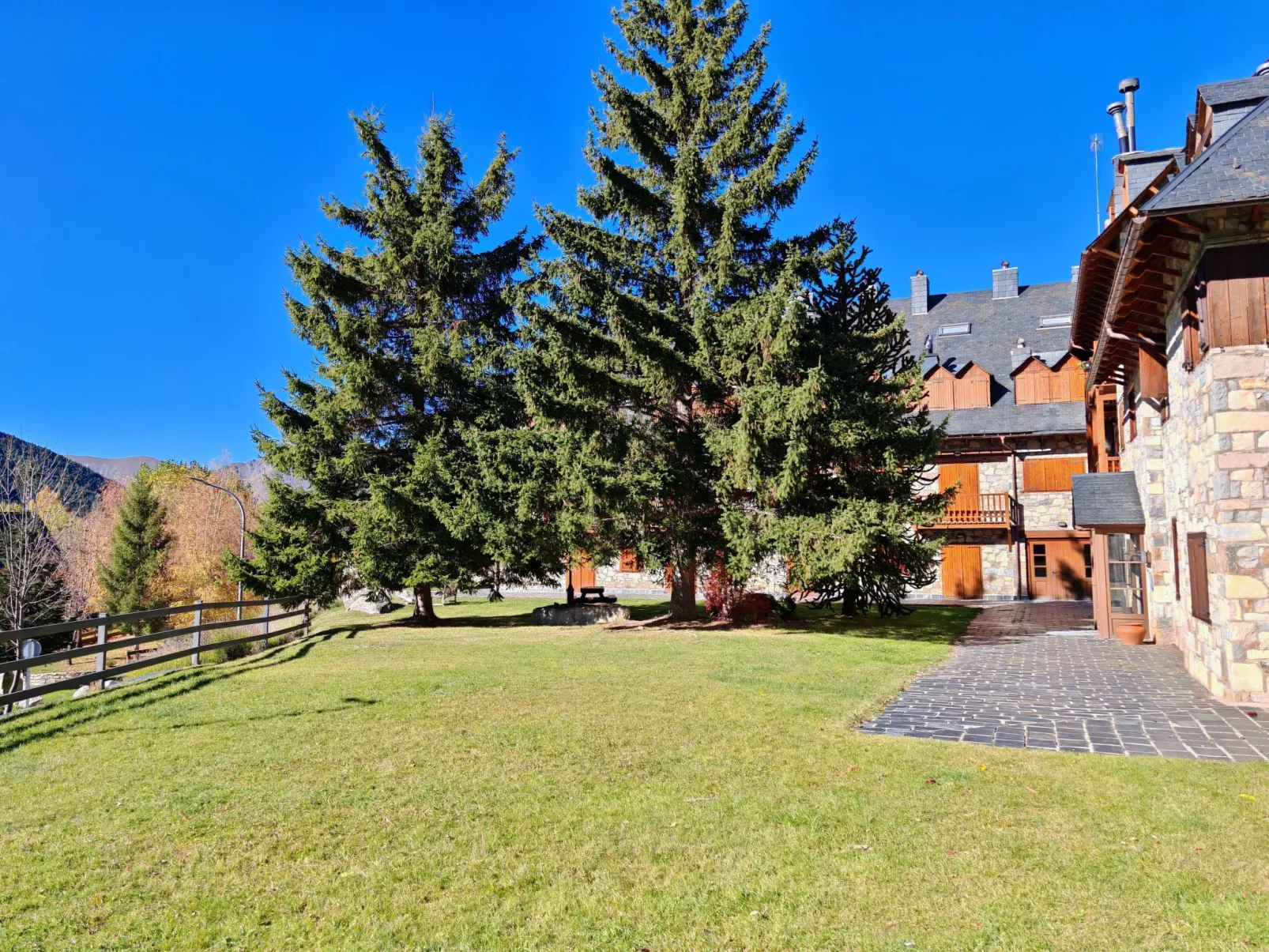 Gemütliche Familienwohnung Muntanyó 1 Vall de Boí-Binnen