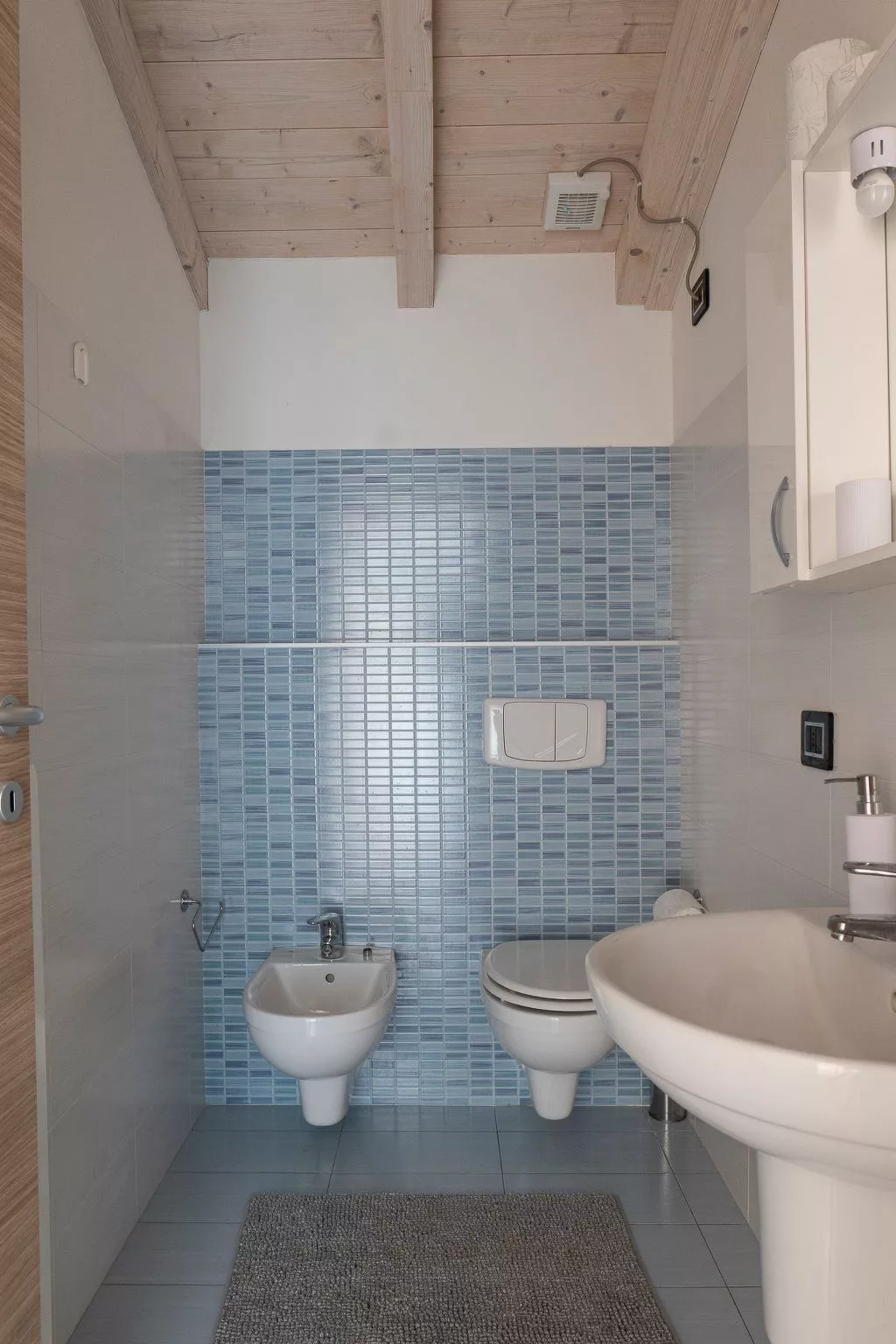 Cherubino 2", Dreizimmerwohnung mit Pool und Terrasse-Binnen