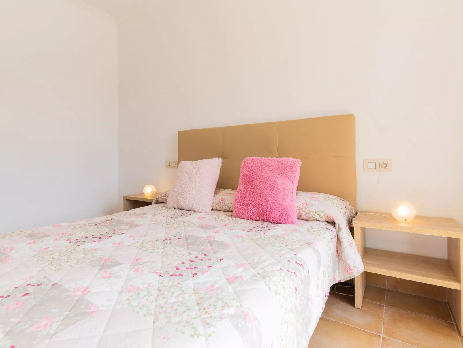 Son Serra-Image-tags.info