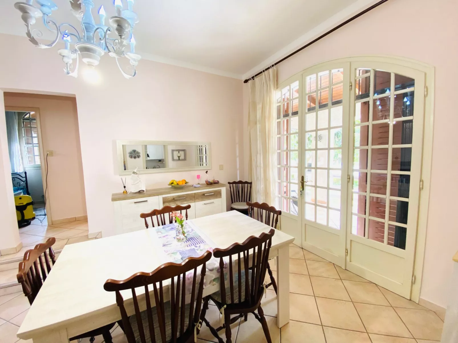 Repräsentative Villa, Klima, 300 Meter vom Meer entfernt-Binnen