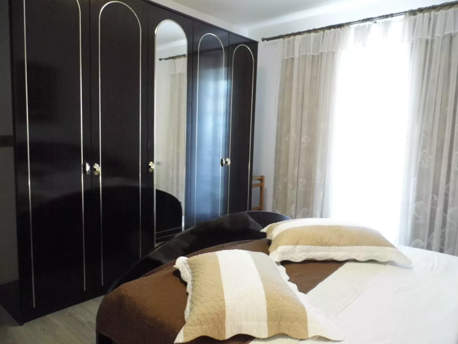 Wohnung in Radići mit geräumigem Balkon-Binnen