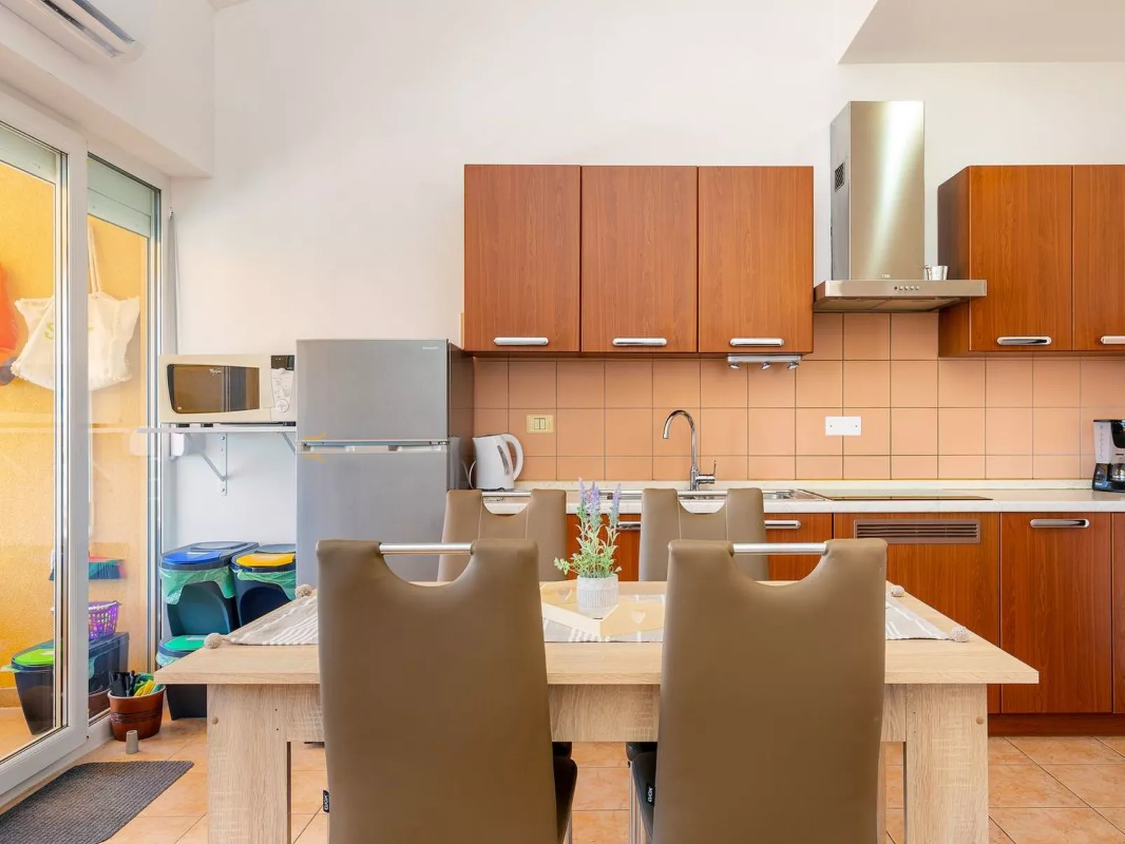 Für 4 Personen ca. 40 m&sup2; in Medulin, Istrien (Medulin und Umgebung)-Image-tags.info