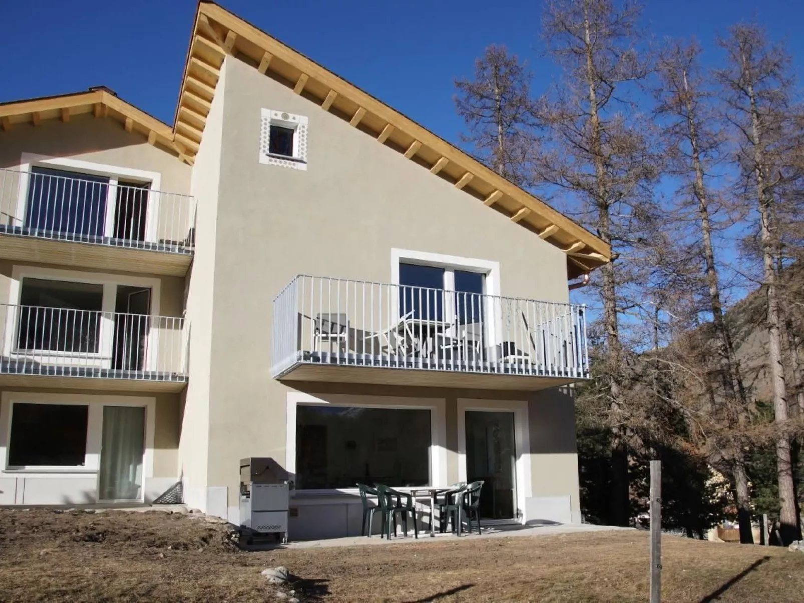 Chesa Clavadels-Binnen