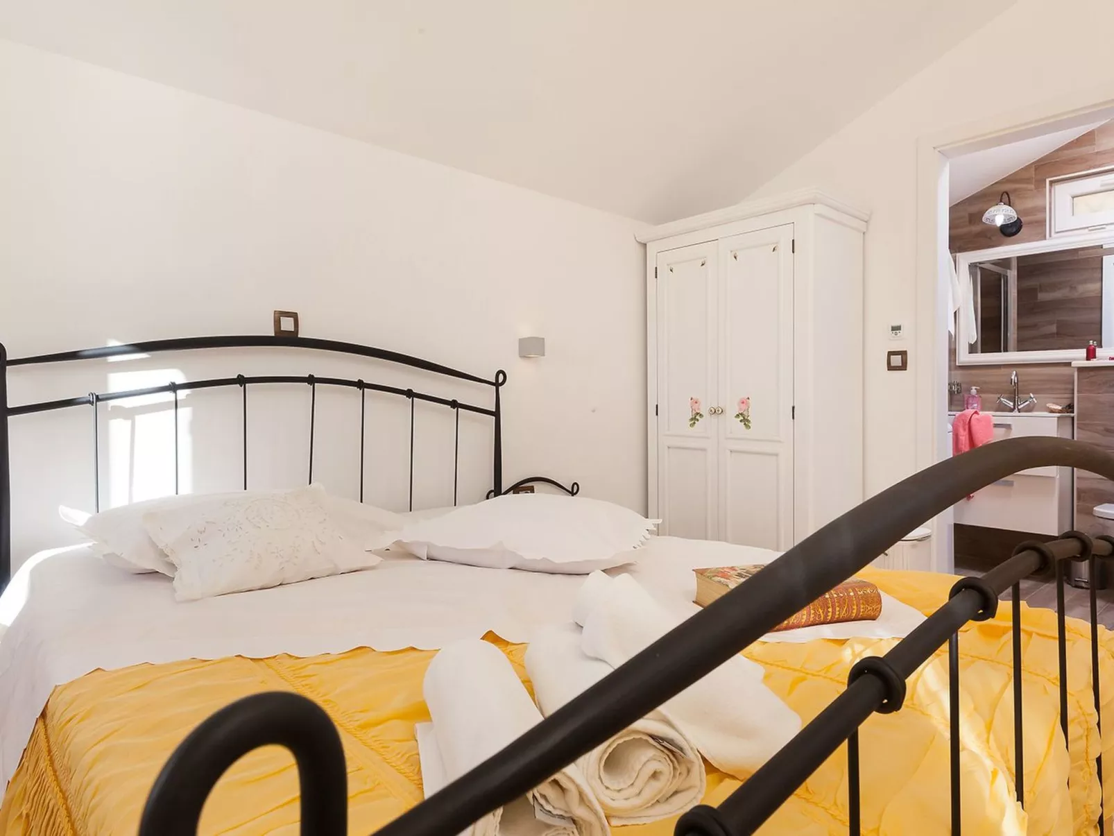 Villa Kety mit Pool-Image-tags.info