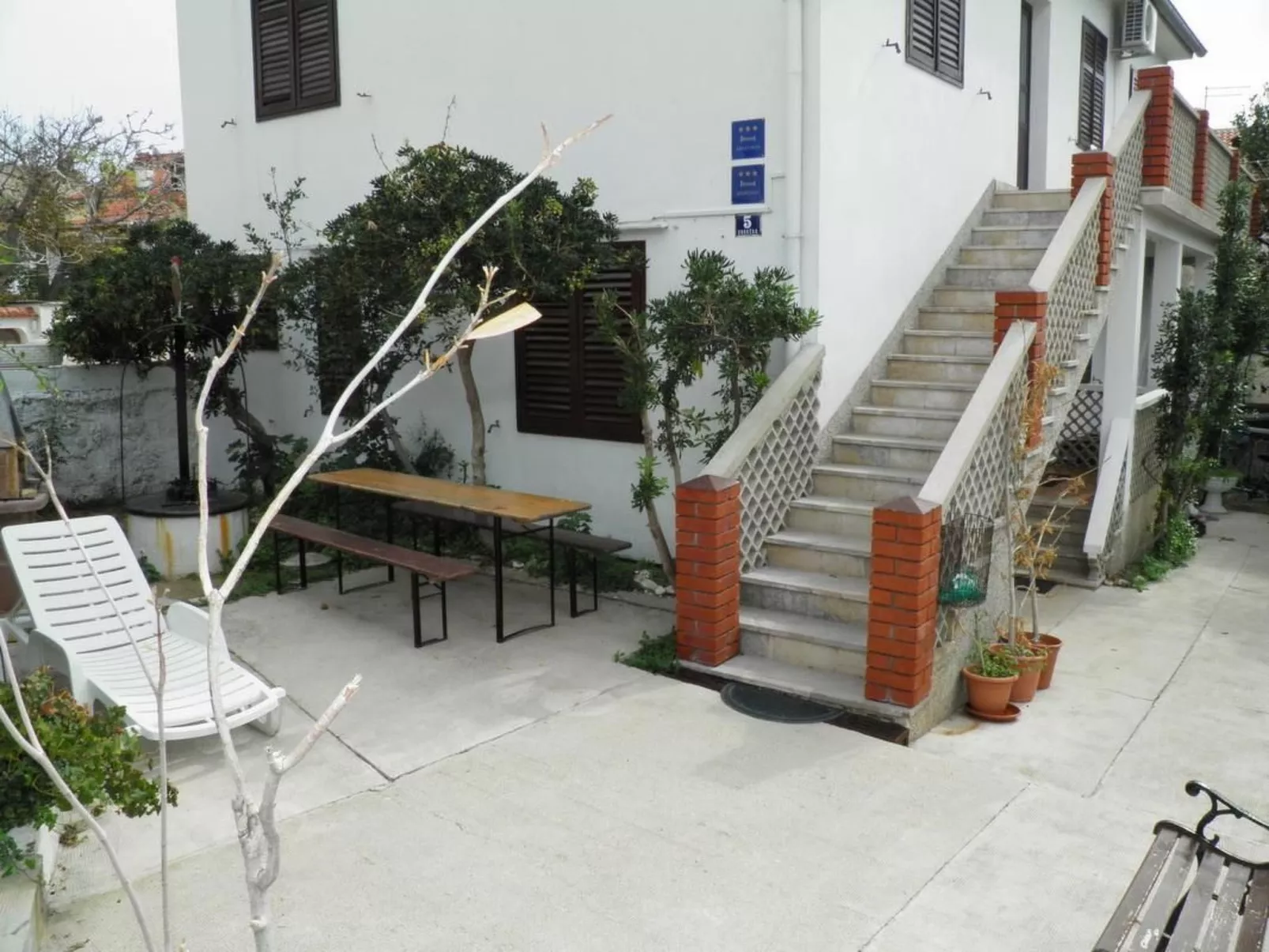 Charmante Ferienwohnung in Baška mit Eigener Terrasse-Binnen