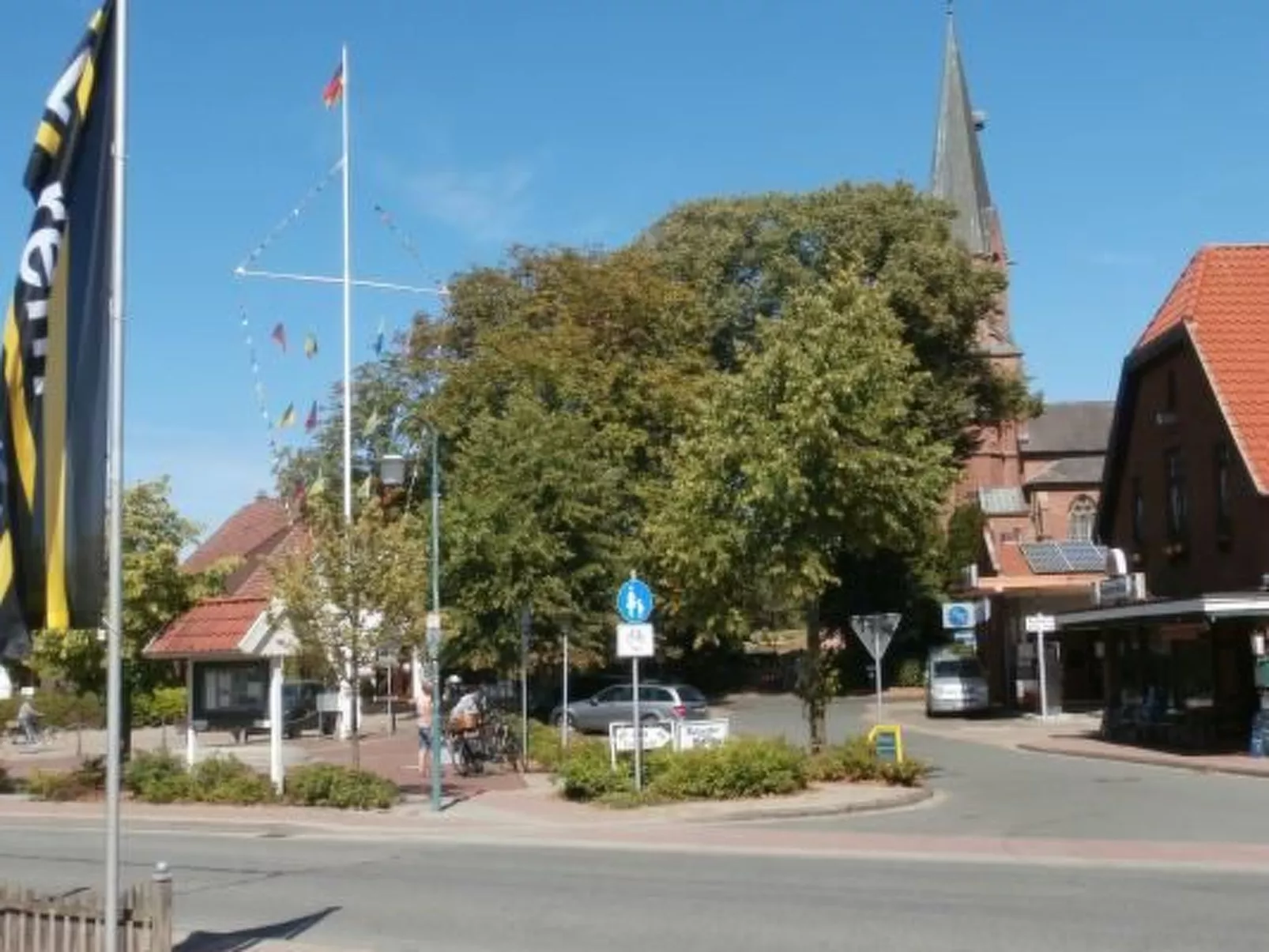 Uriges Ferienhaus mit Garten und Grill-Binnen