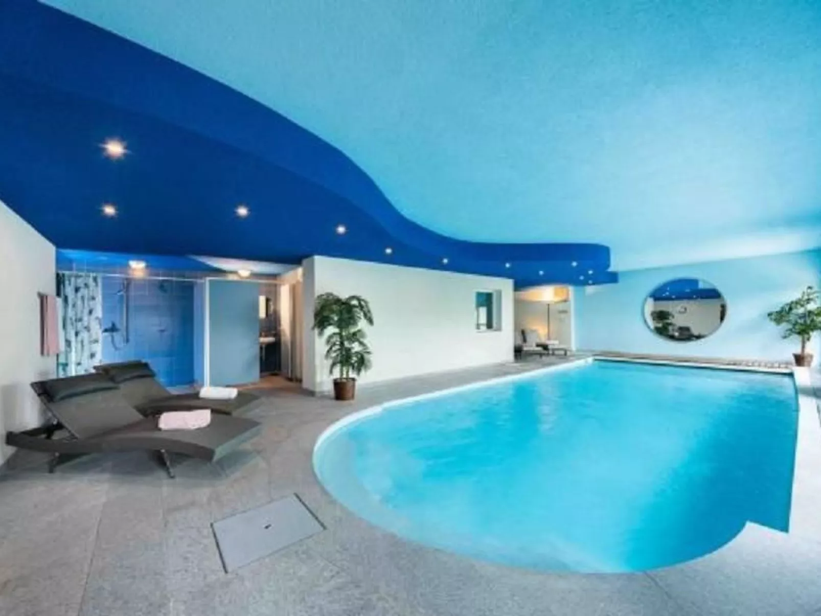 Für 14 Personen ca. 500 qm-Binnen