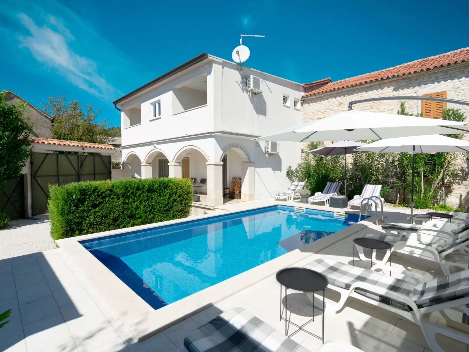 Villa Martin - Rückzugsort auf dem Land mit Pool-Binnen