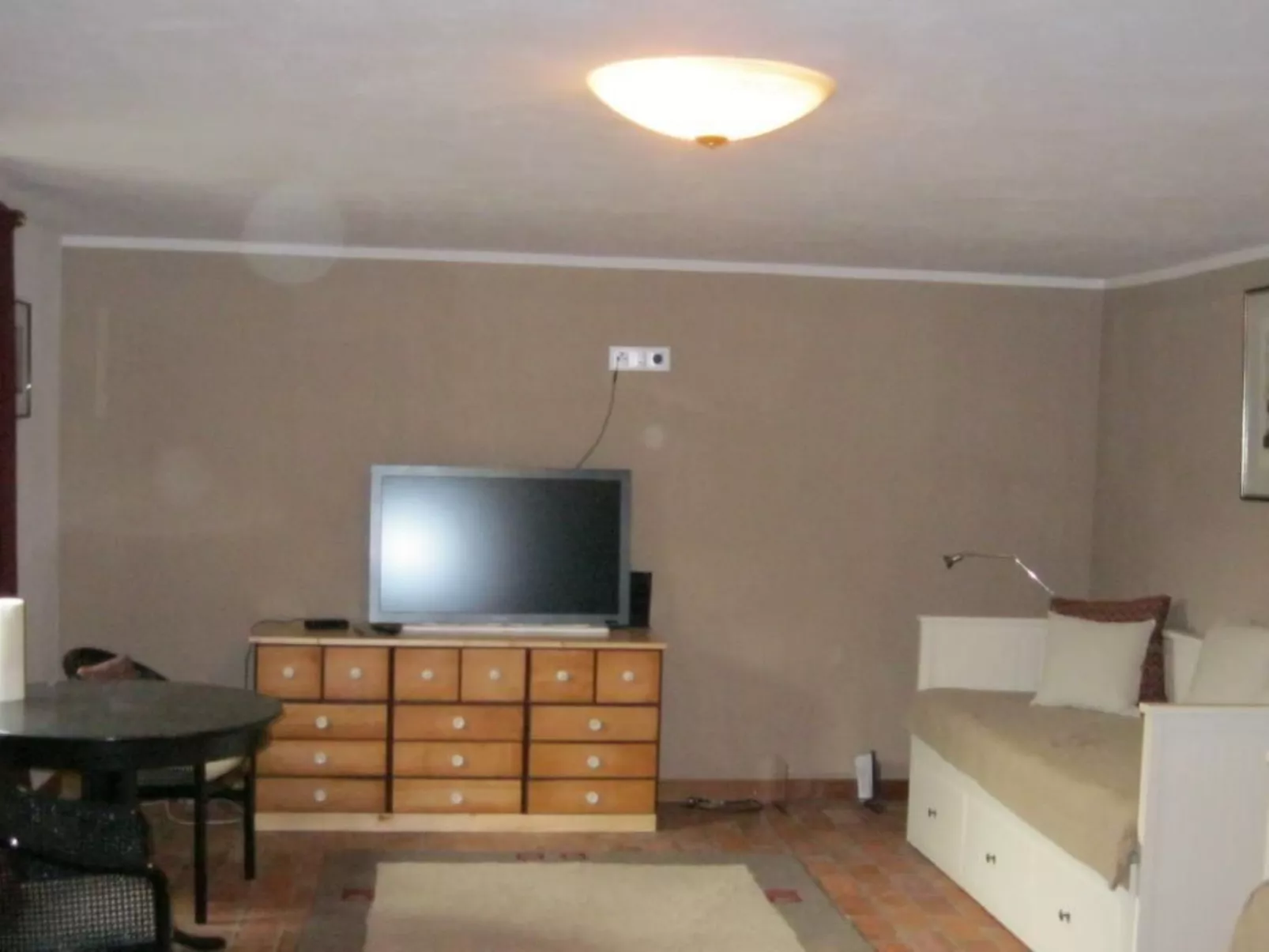 In Szopa mit Garten und Terrasse-Binnen