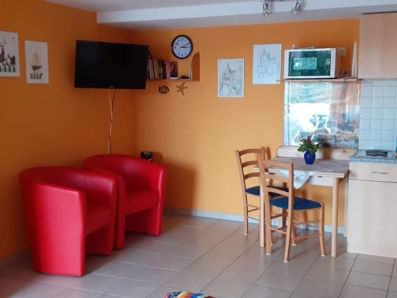 Studio-Appartement mit Terrasse-Binnen