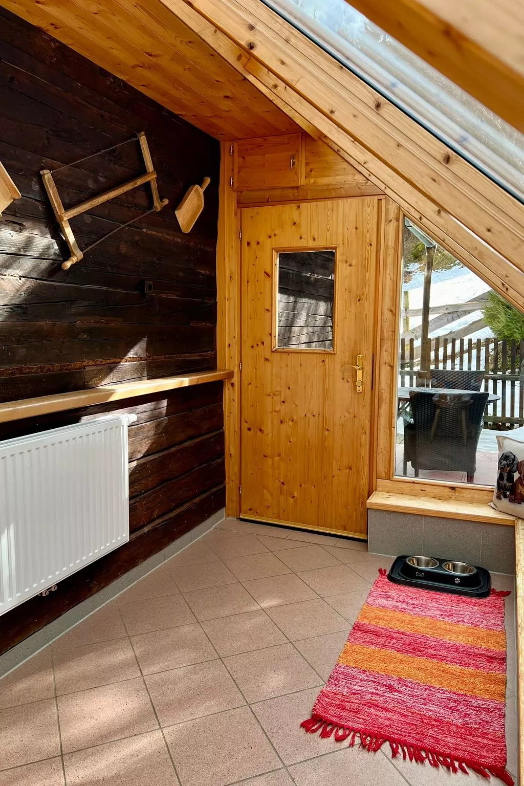 Umundumhütte-Binnen