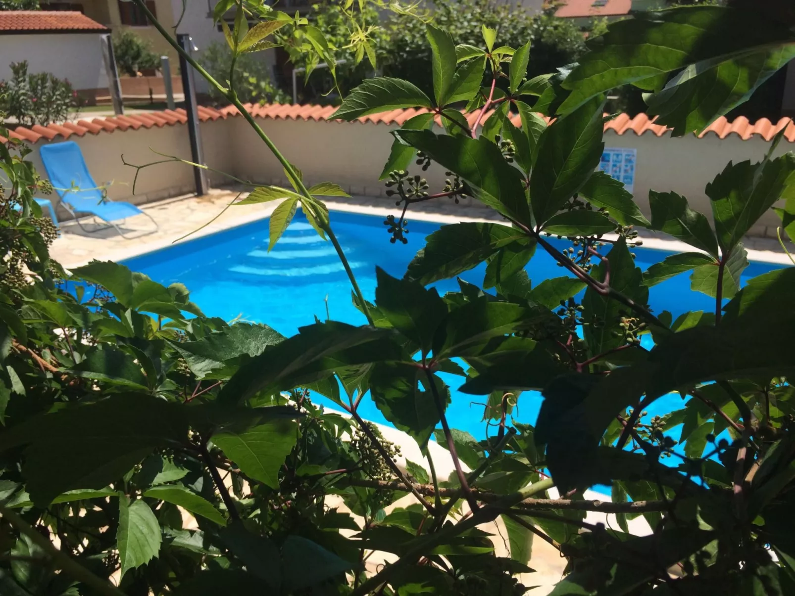 Komplette Villa mit zwei Appartements-Binnen