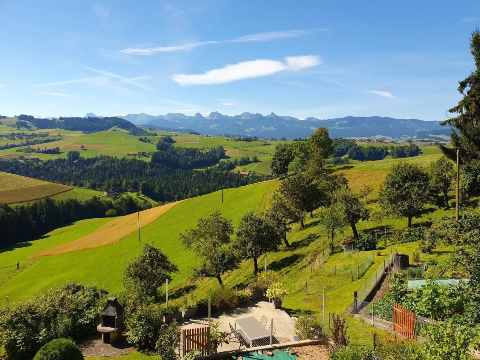 In einem heimeligen Berner-Stöckli-Buiten