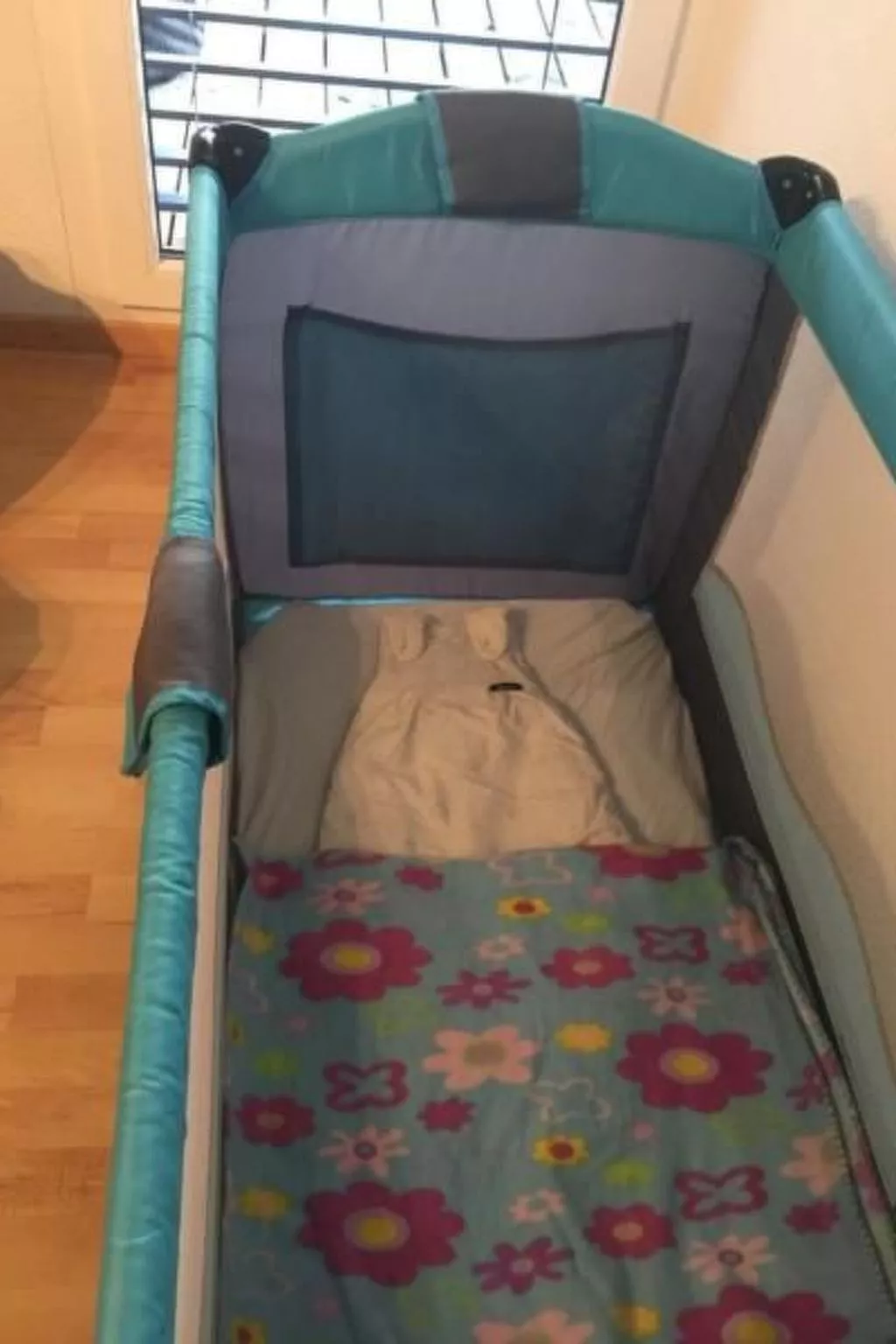 Leons Holiday Homes-Binnen