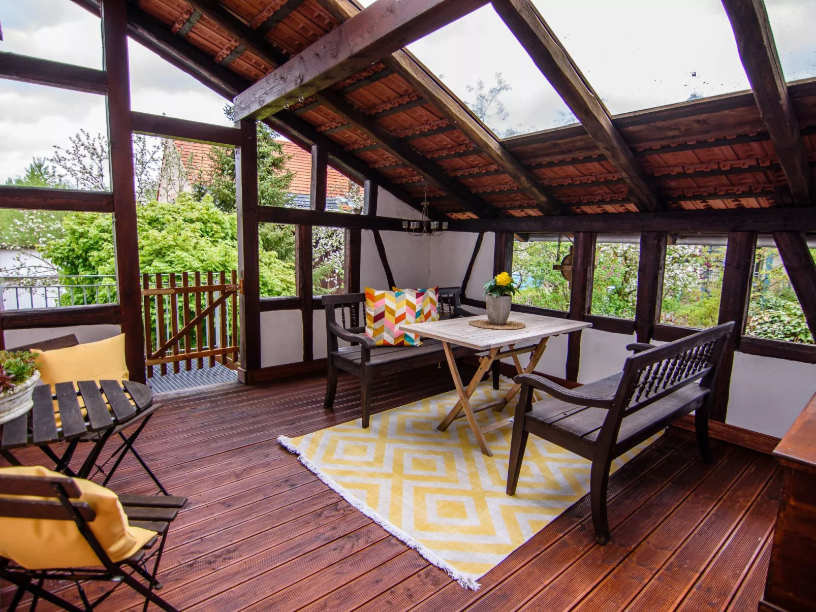 Appartement mit Terrasse-Binnen