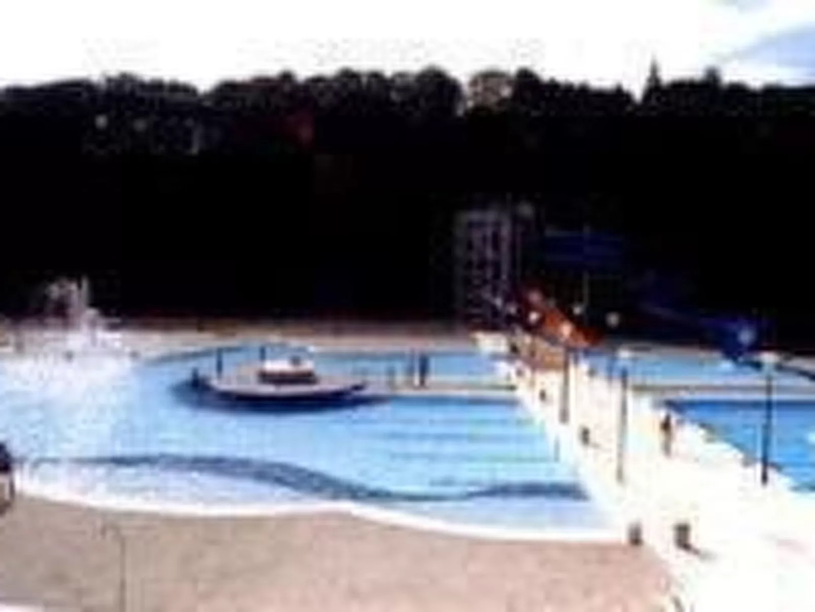 Villa "Na Hora" mit Garten, Grill und Terrasse-Binnen