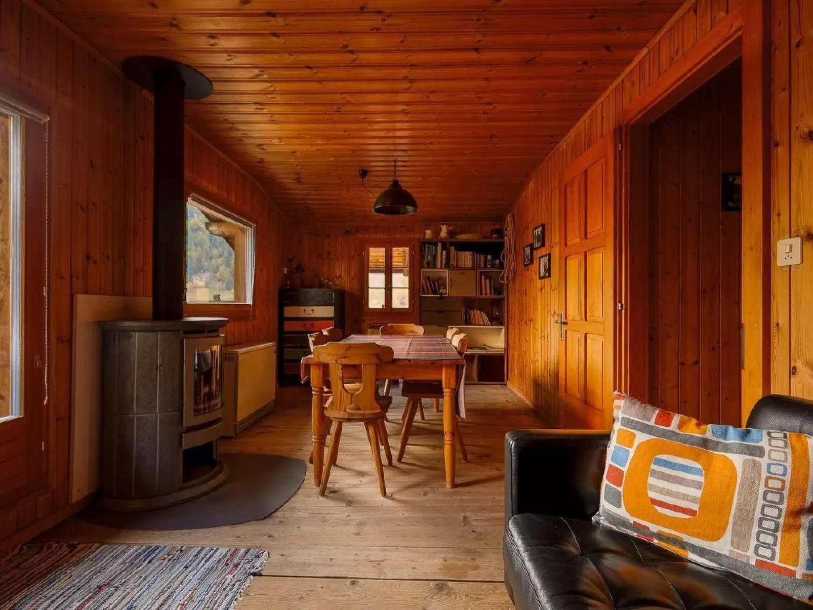 "Base Camp Evolène"-Image-tags.info