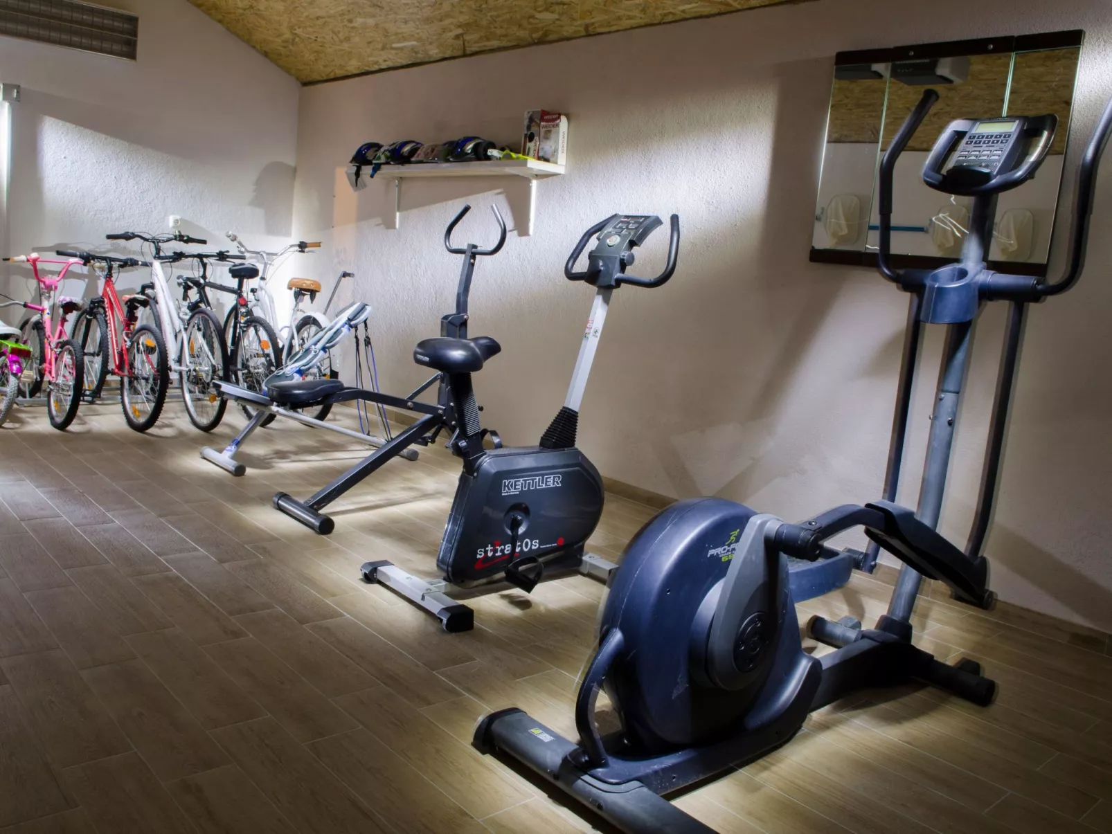 Schöne Villa in einem friedlichen und ruhigen Dorf-Binnen